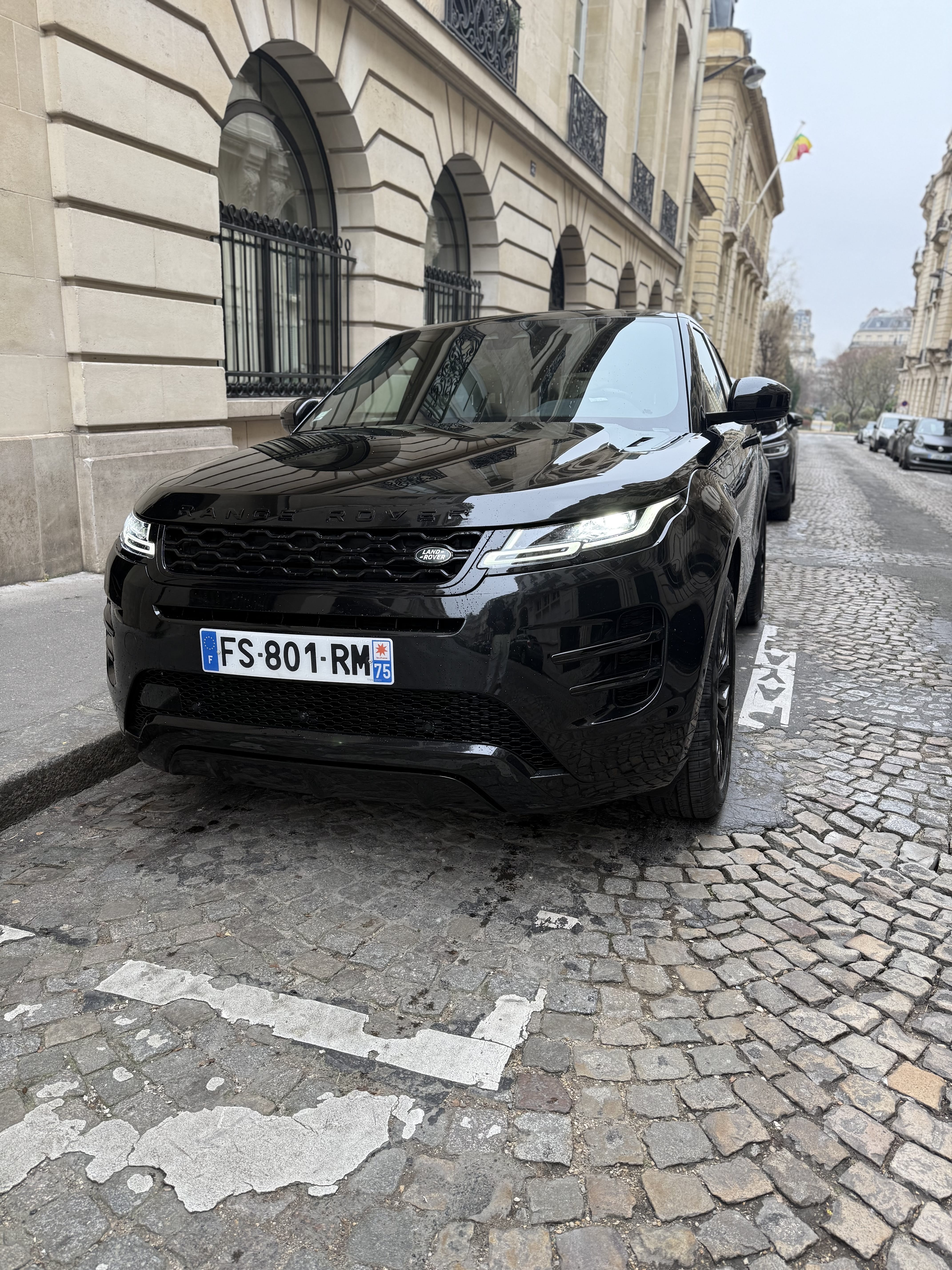 Land-Rover Range Rover Evoque avec GPS