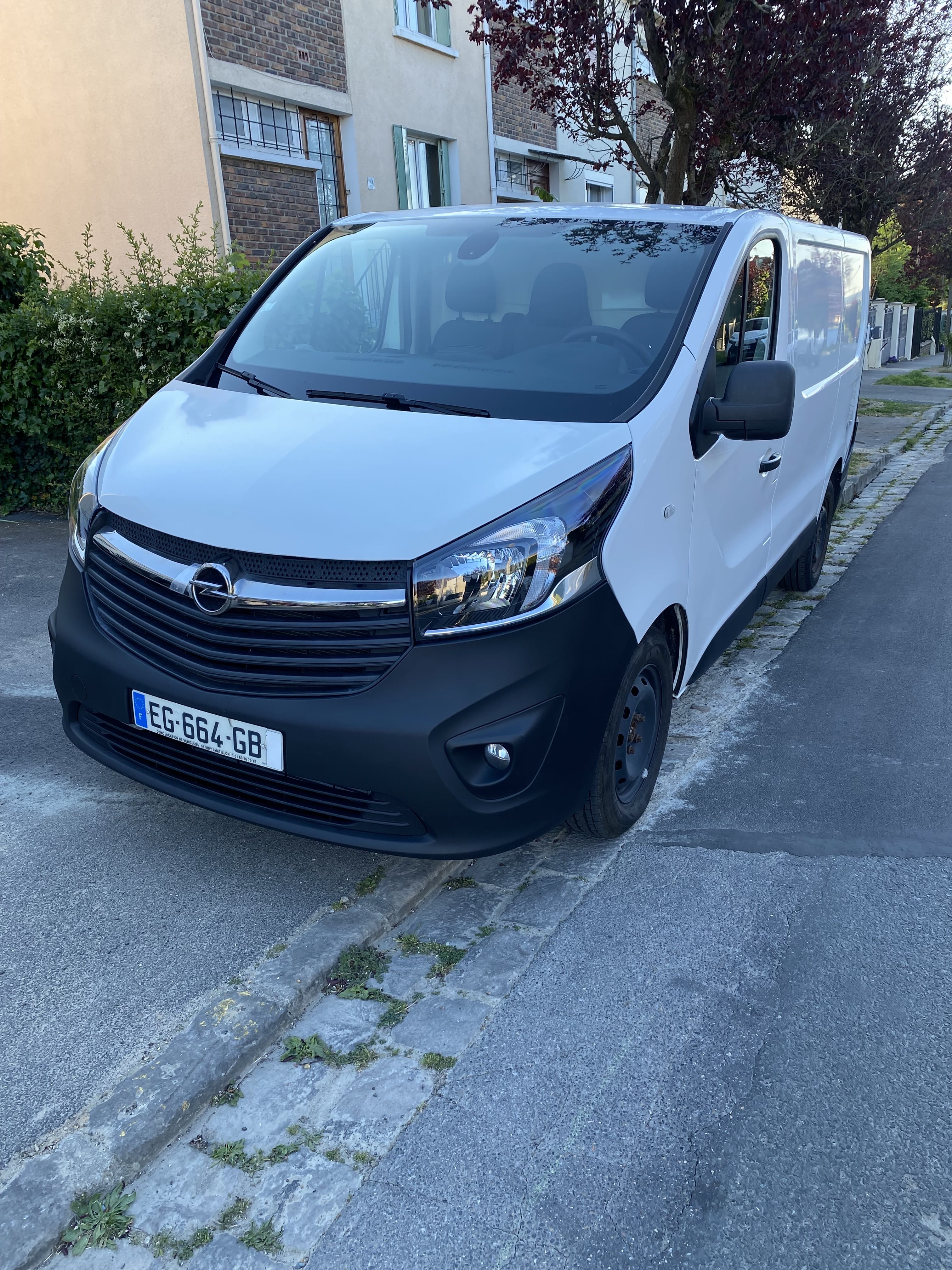 Opel Vivaro, 2016, Diesel