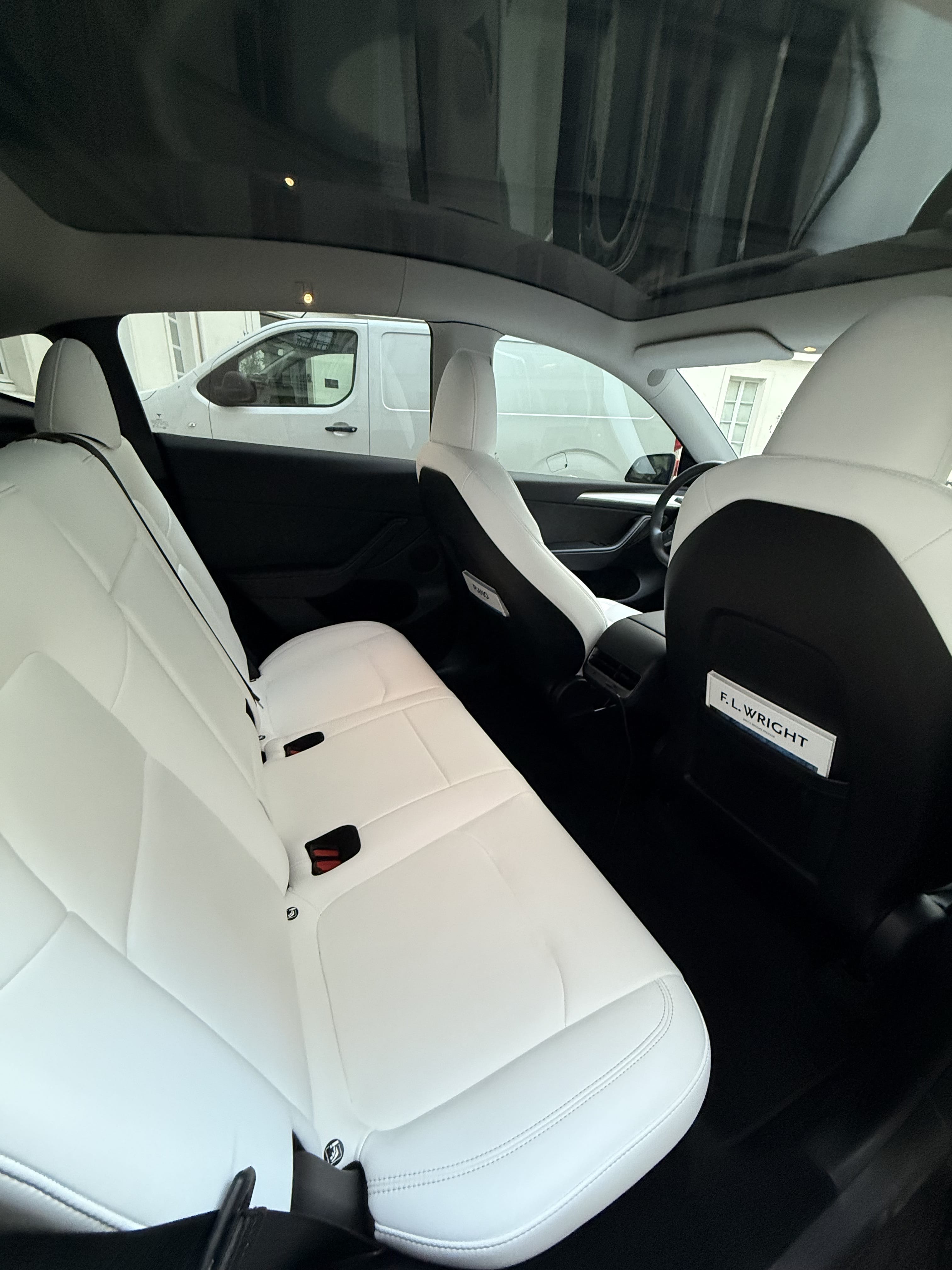 Tesla Model Y Performance 500km autonomy avec GPS