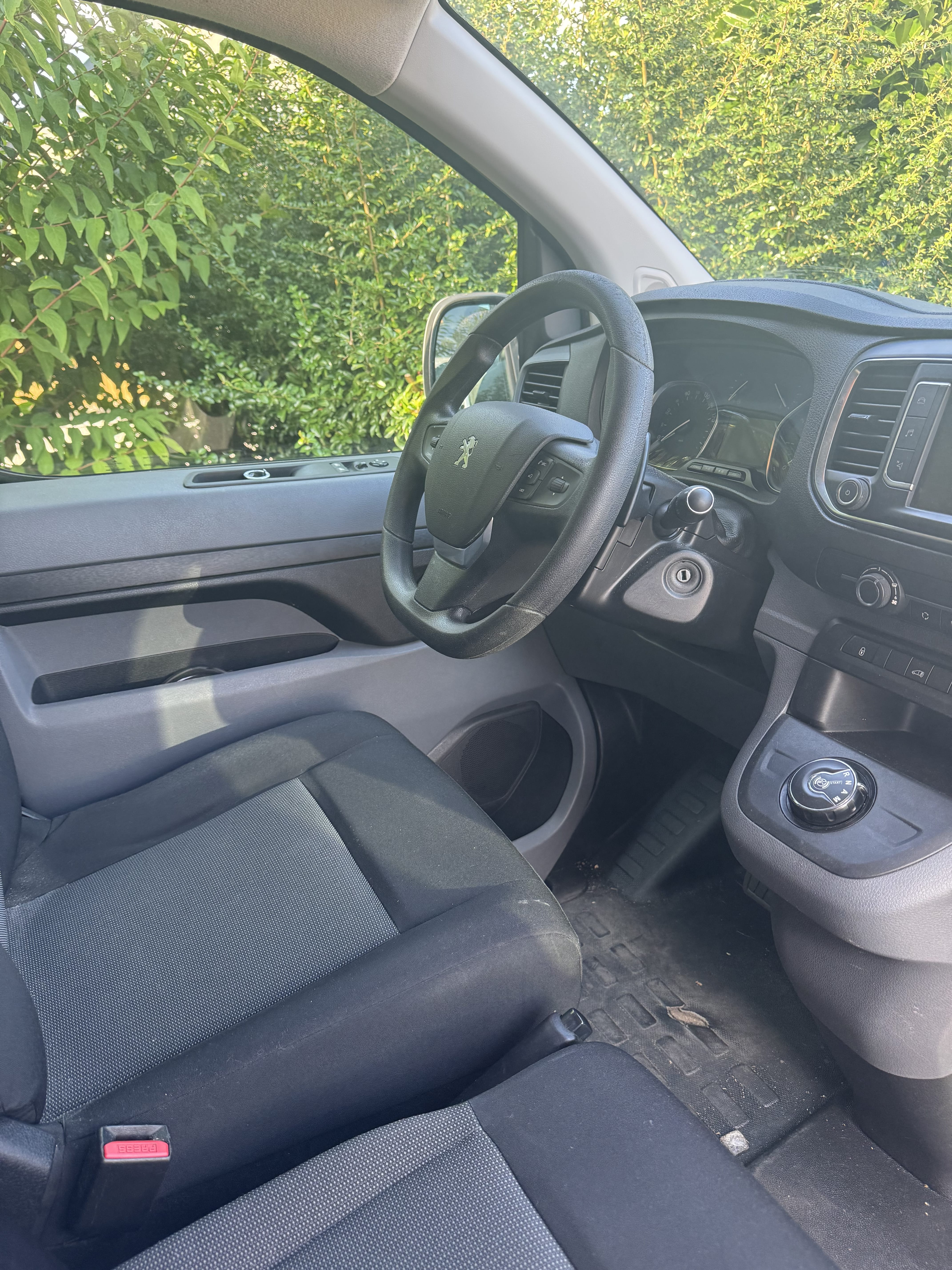 Peugeot Expert avec GPS