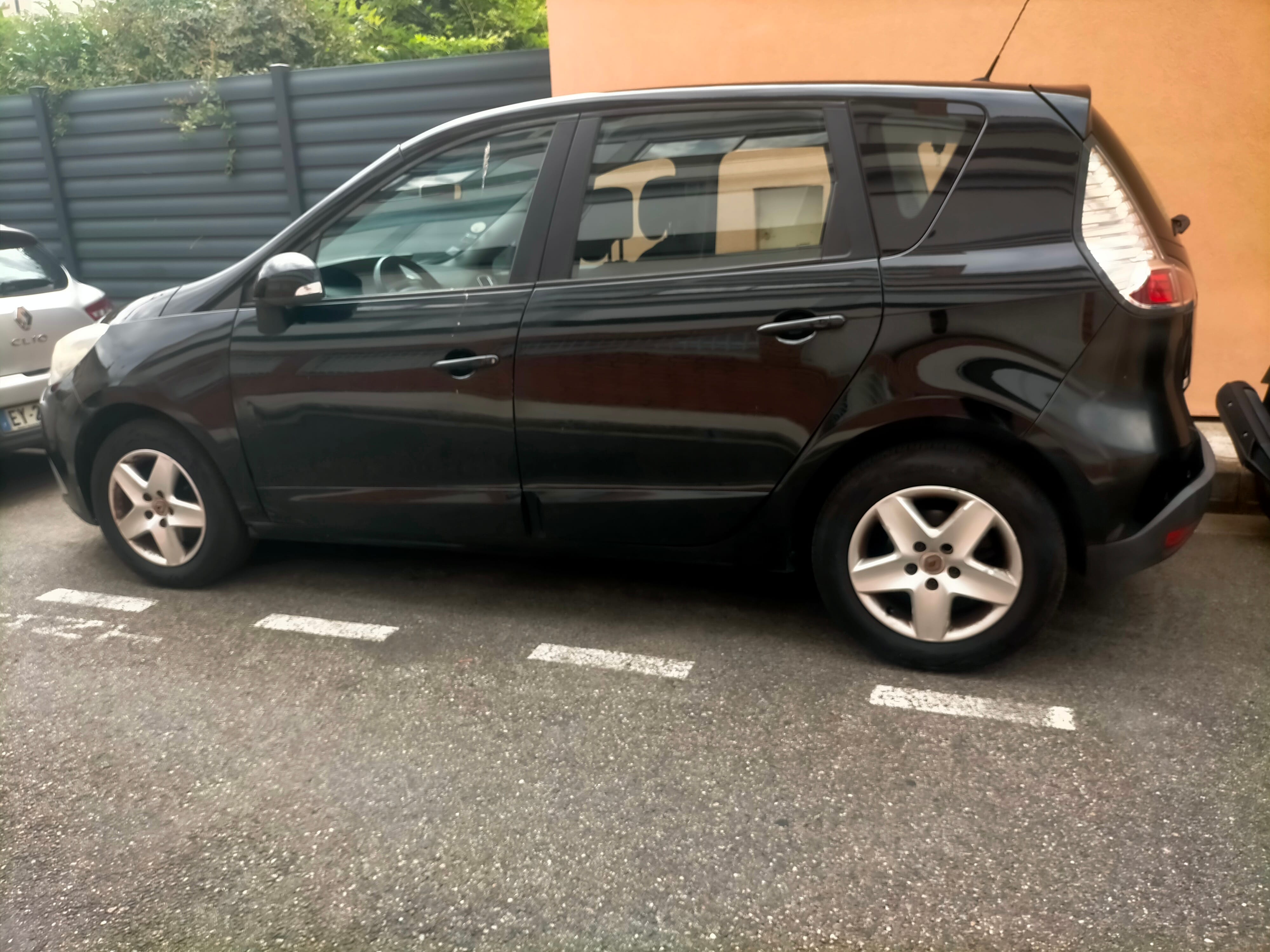 Renault Scenic avec Climatisation