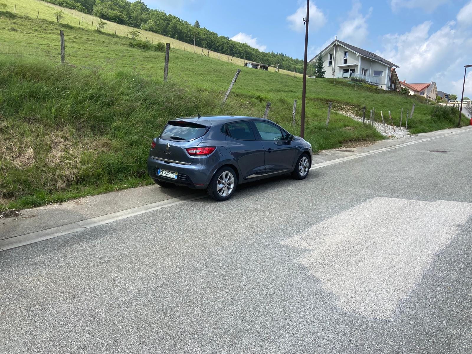 Renault Clio avec Pneus neige