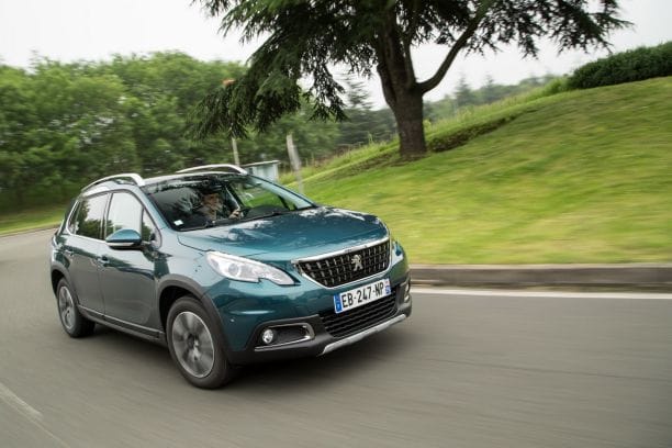 Peugeot 2008, 2017, Essence 95