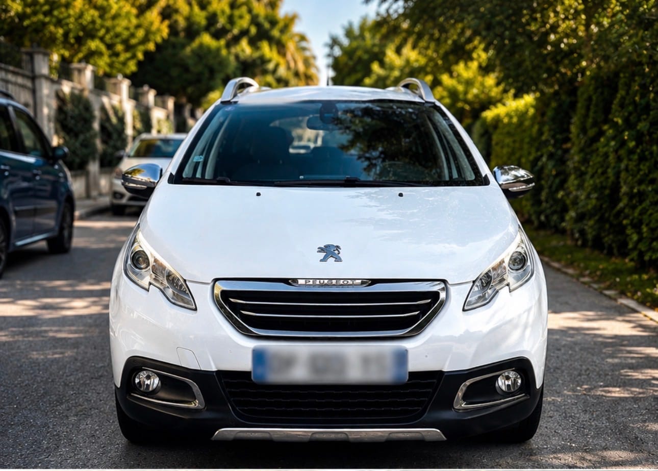 Peugeot 2008, 2015, Essence 98