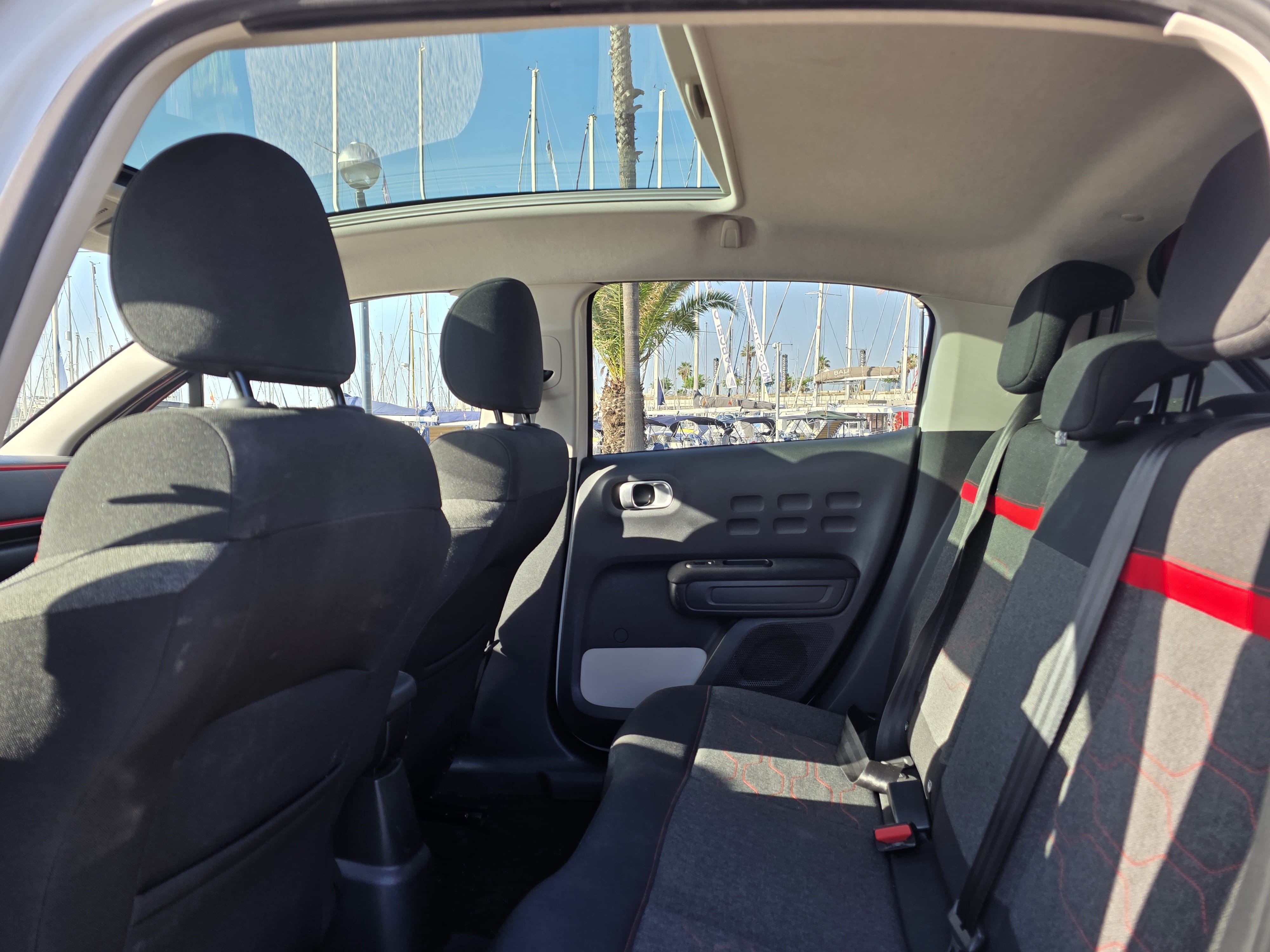 Citroen C3 con gps, camara, techo panorámico avec Audio Bluetooth