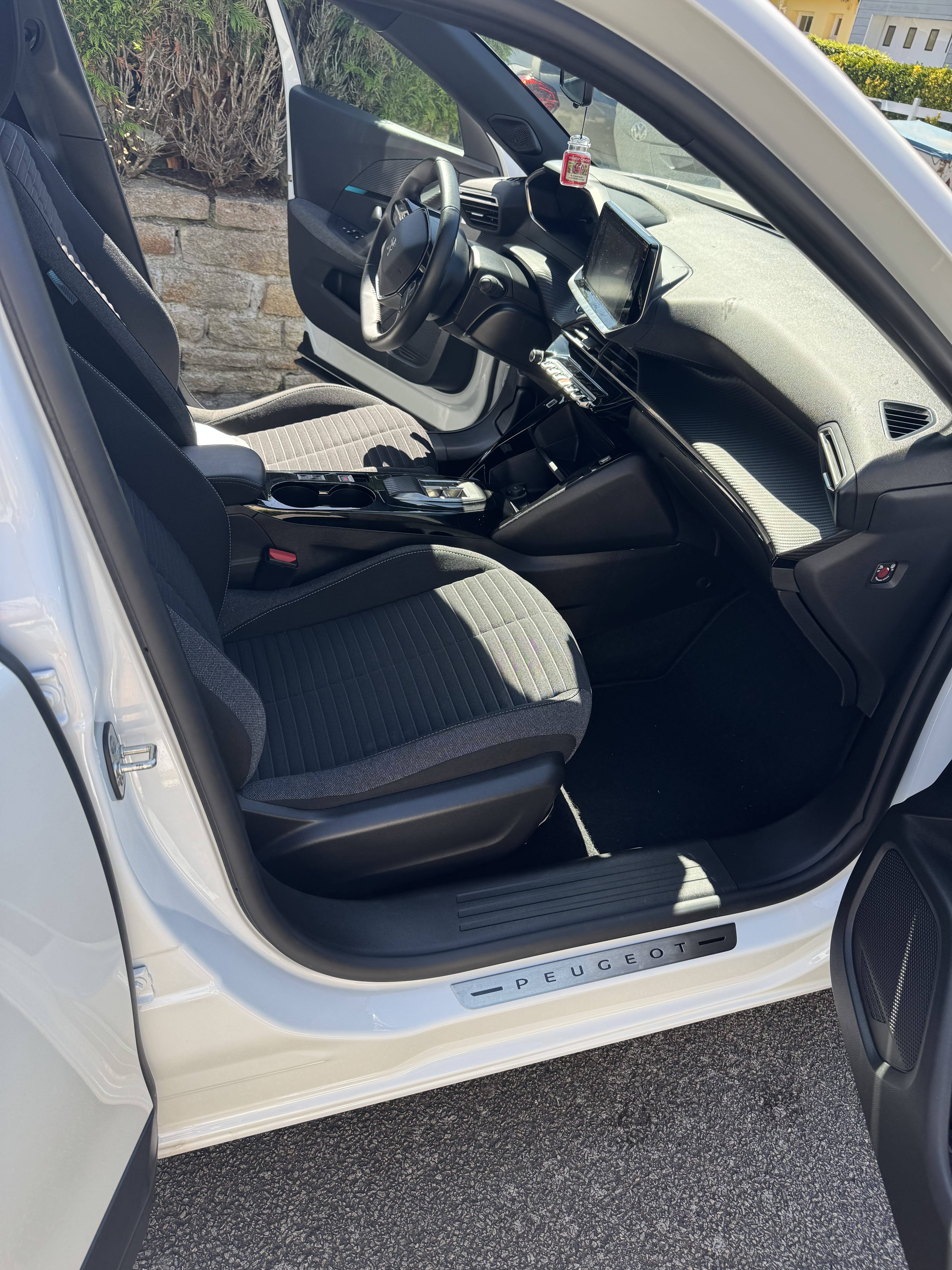 Peugeot e-2008 Électrique avec Audio Bluetooth