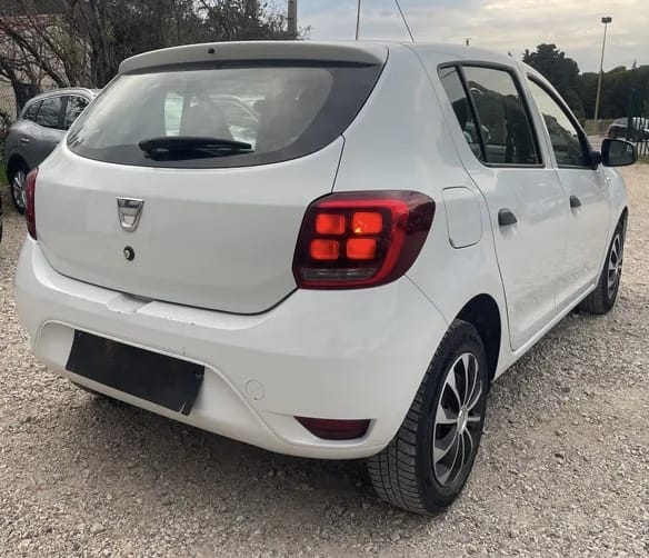 Dacia Sandero avec Audio Bluetooth