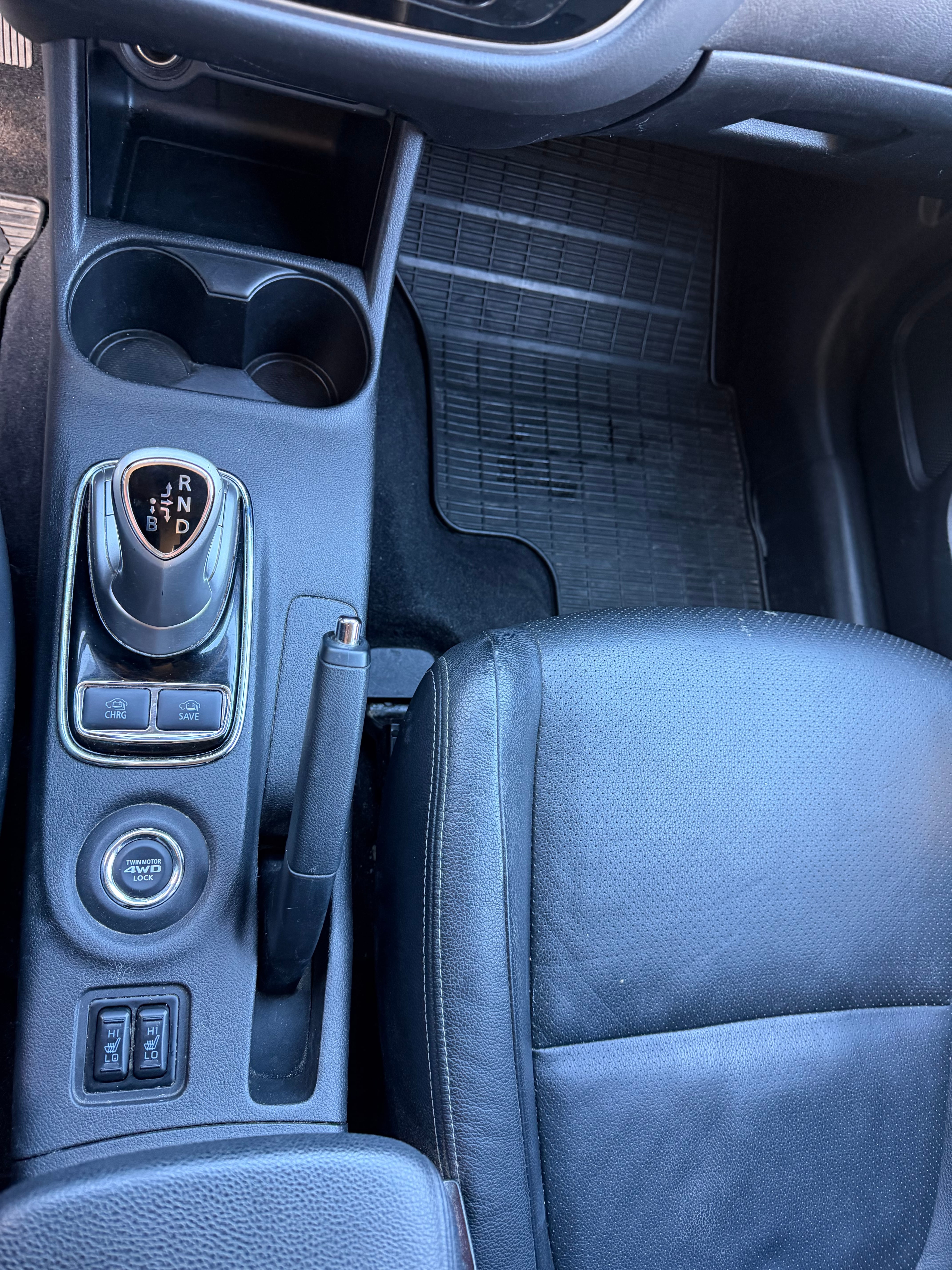 Mitsubishi Outlander Hybrid con GPS