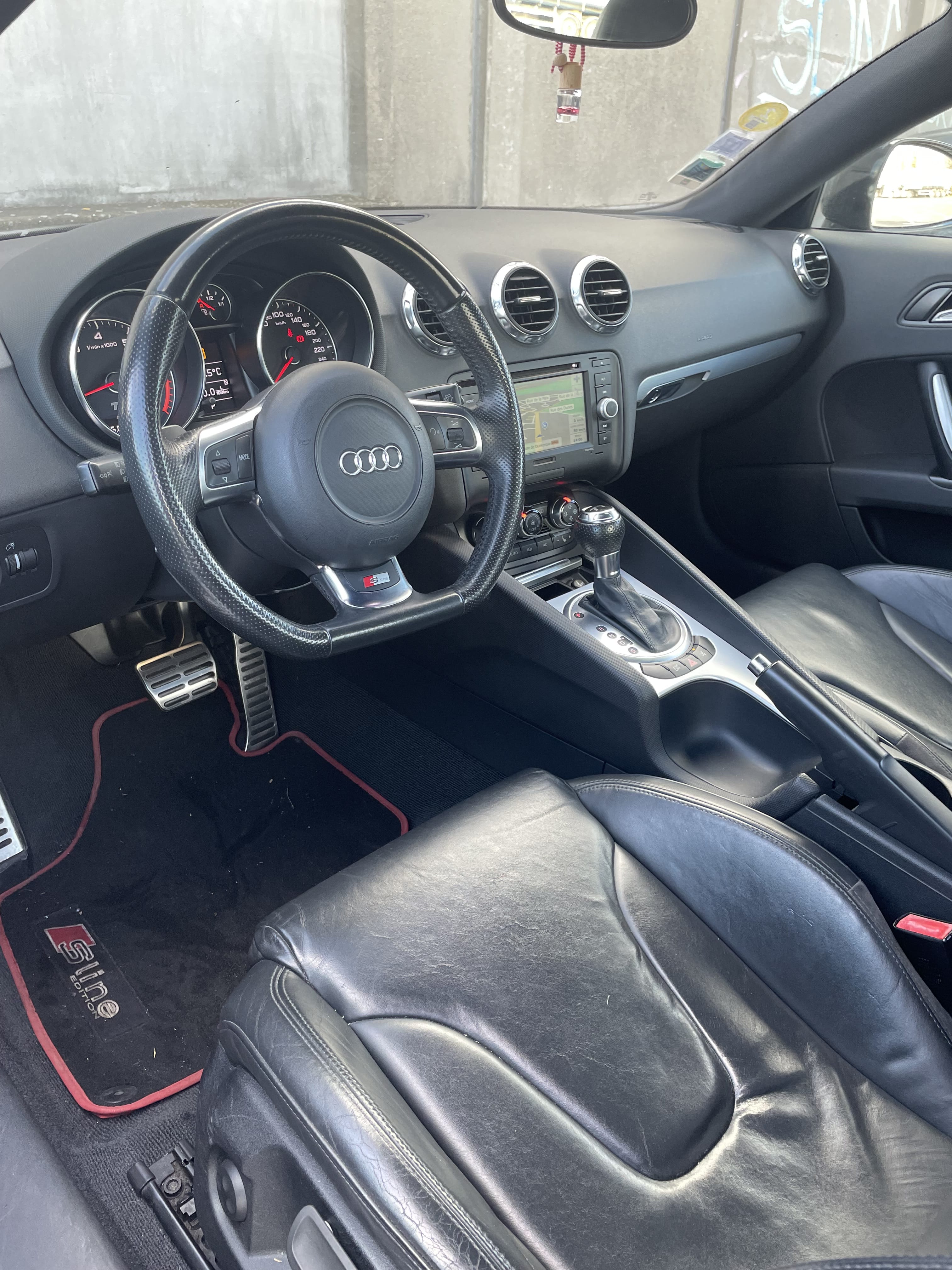 Audi TT Coupé 2.0 S LINE QUATTRO avec GPS