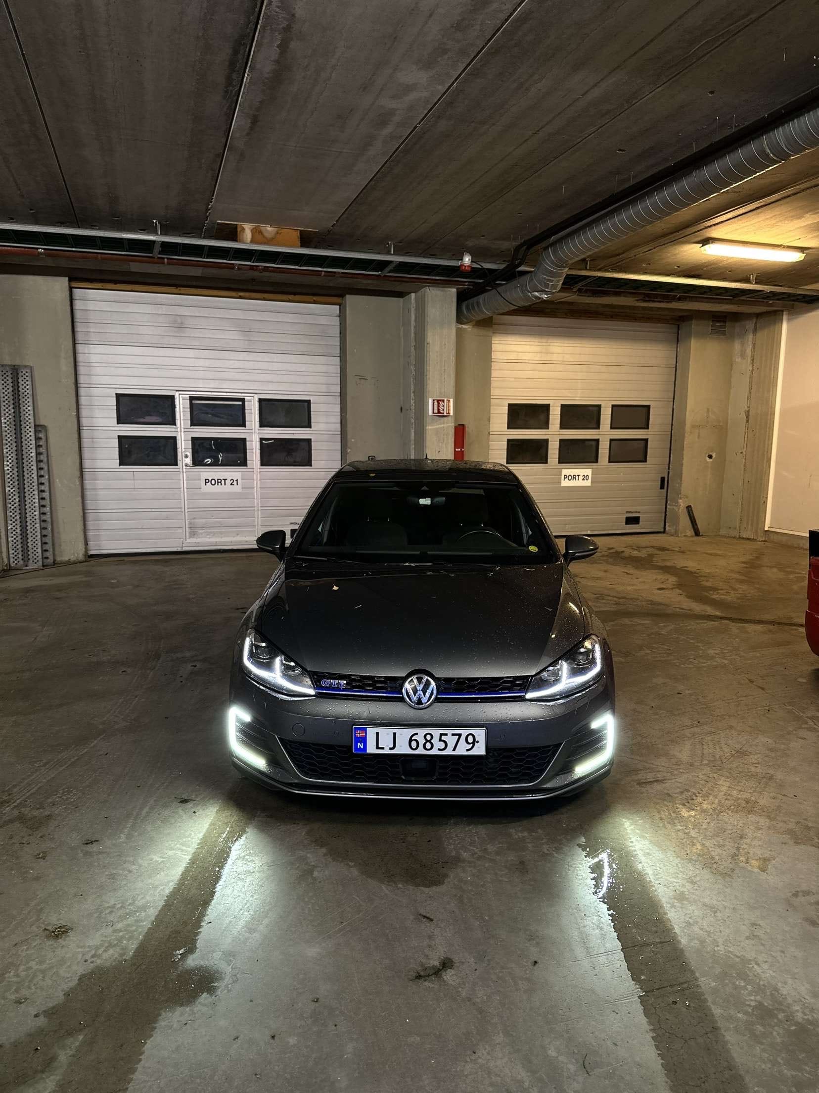 Volkswagen Golf GTE med GPS