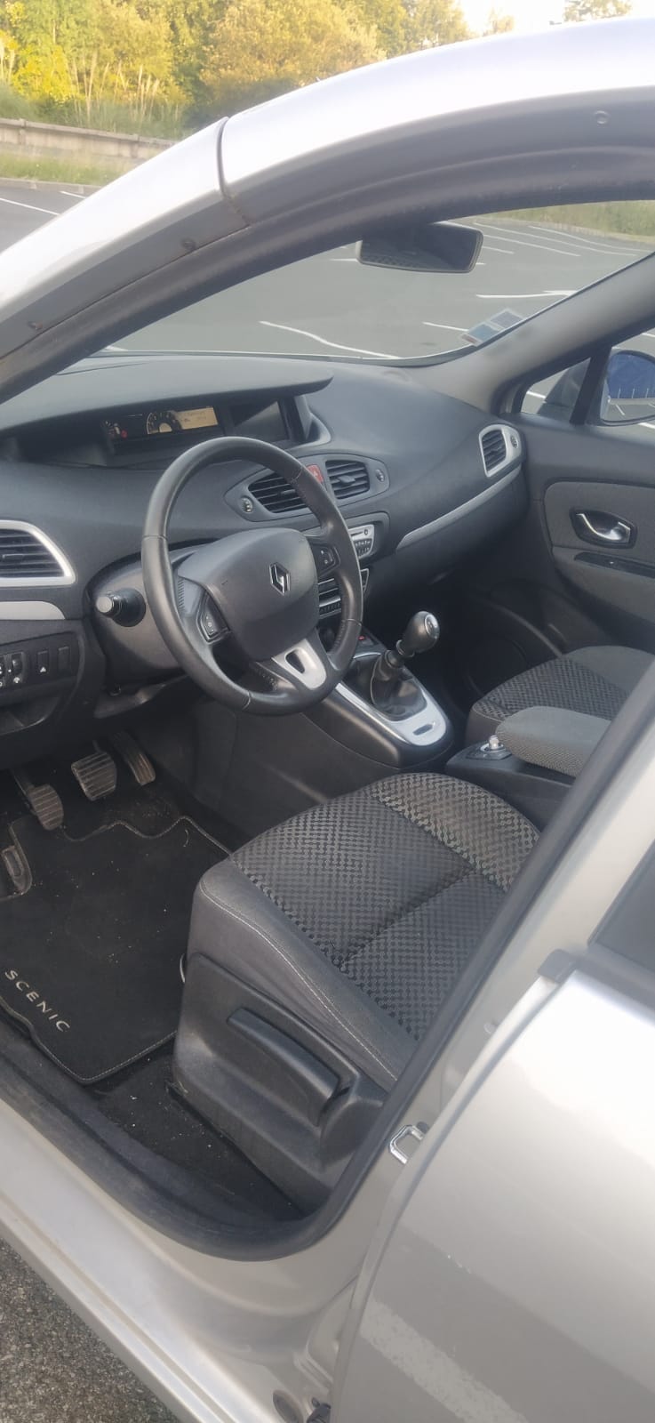 Renault Scenic avec Climatisation