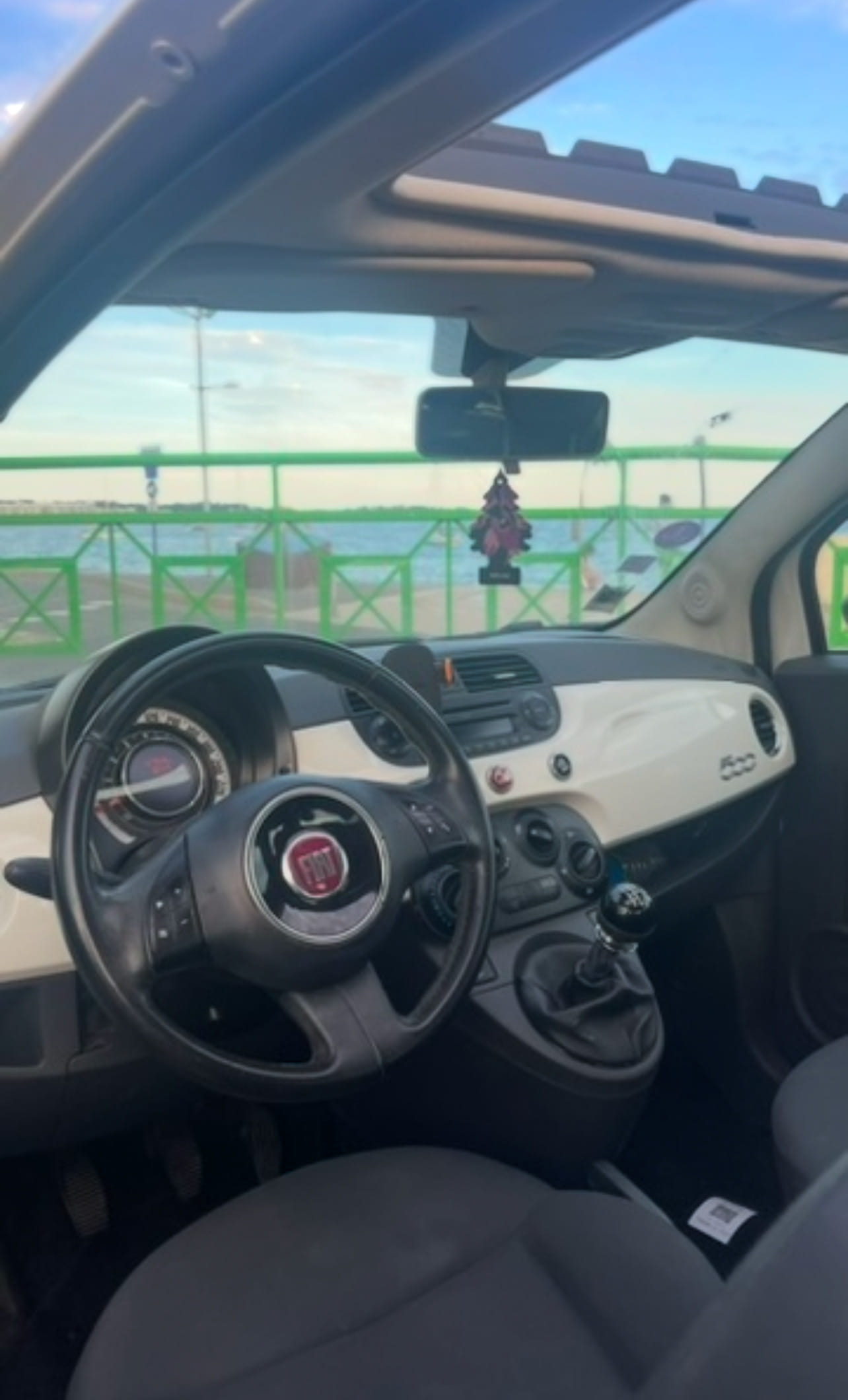 Fiat 500 avec Entrée audio / iPod
