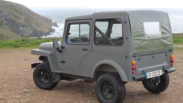 Automobiles Grandin Dallas Jeep 2WD 1.4L ess SP98