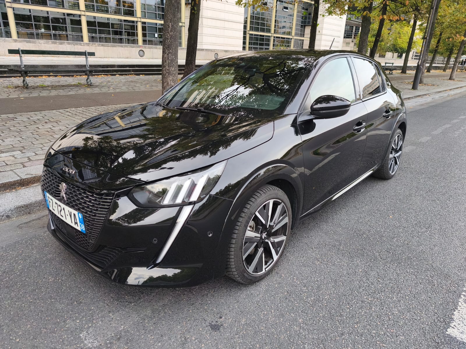 Peugeot 208 GT Line, 2021, Essence 95, automatique