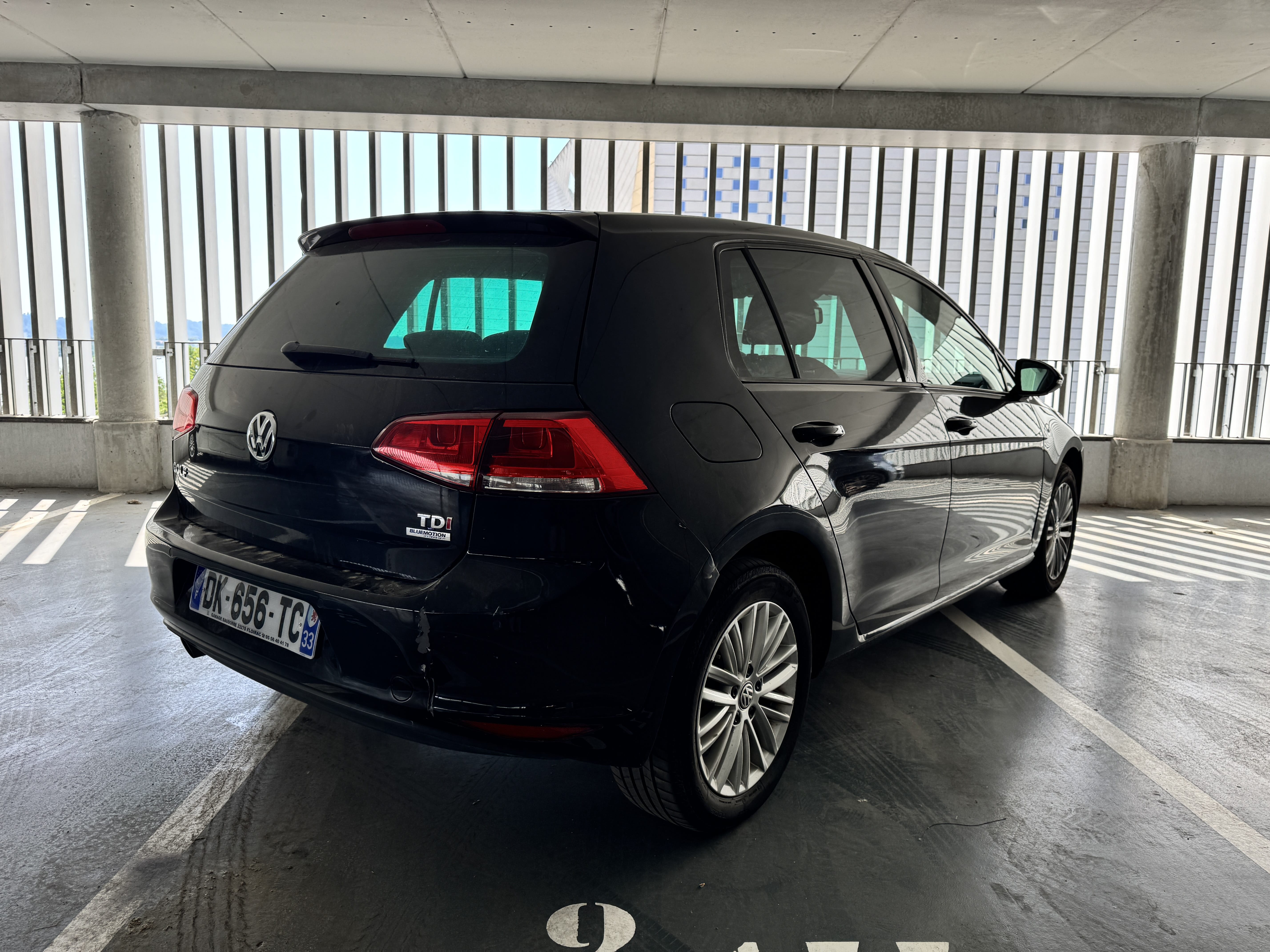 Volkswagen Golf  Louez la Golf Diesel DSG CUP – Sportivité, Confort et Économie en Boîte Automatique ! avec Régulateur de vitesse