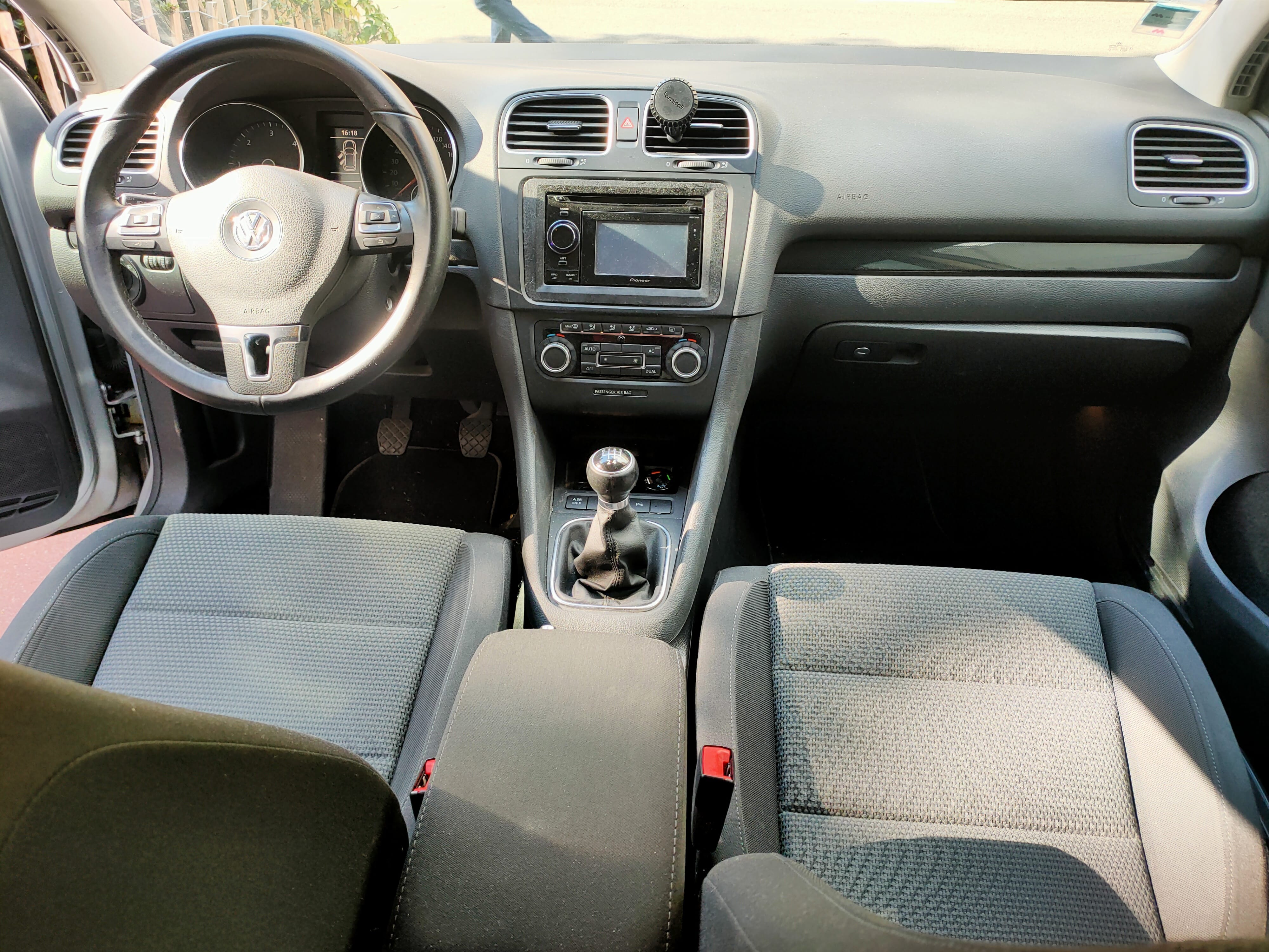 Volkswagen Golf 2.0 TDI avec Régulateur de vitesse
