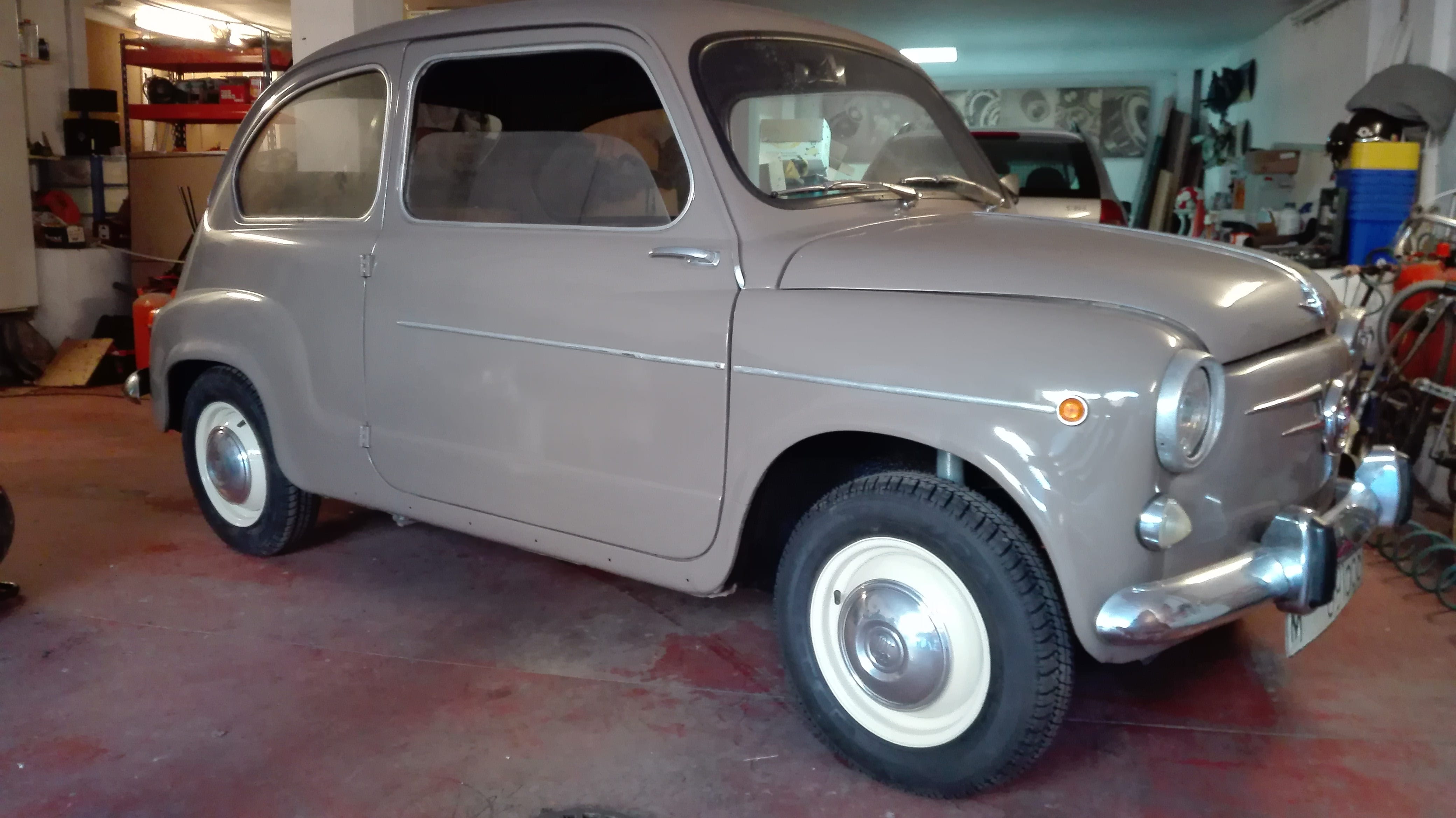 Seat 600 D Clasico Mirabragas, 1968, Gasolina 95