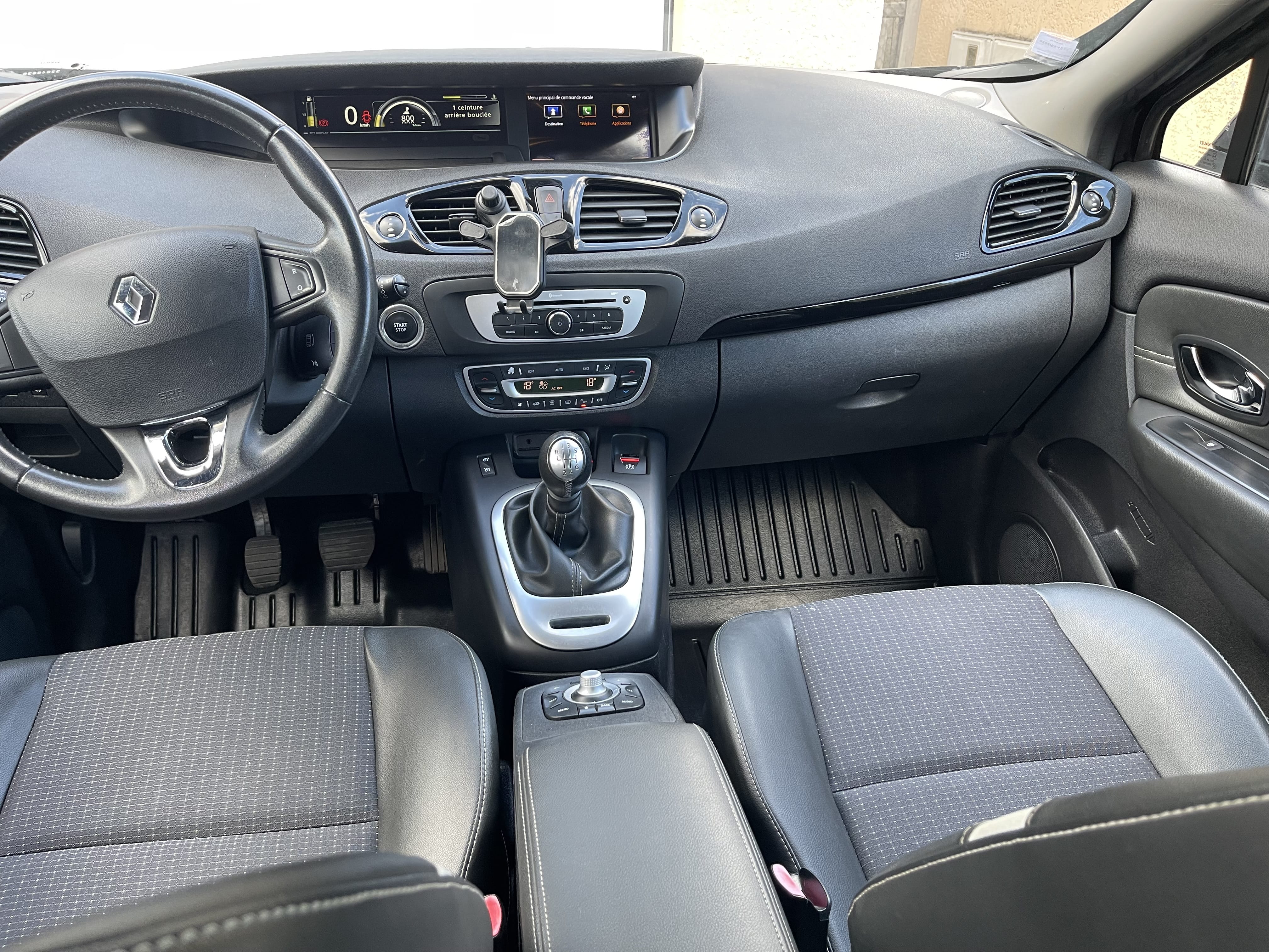 Renault Scenic 1.5 dci 110 avec Régulateur de vitesse