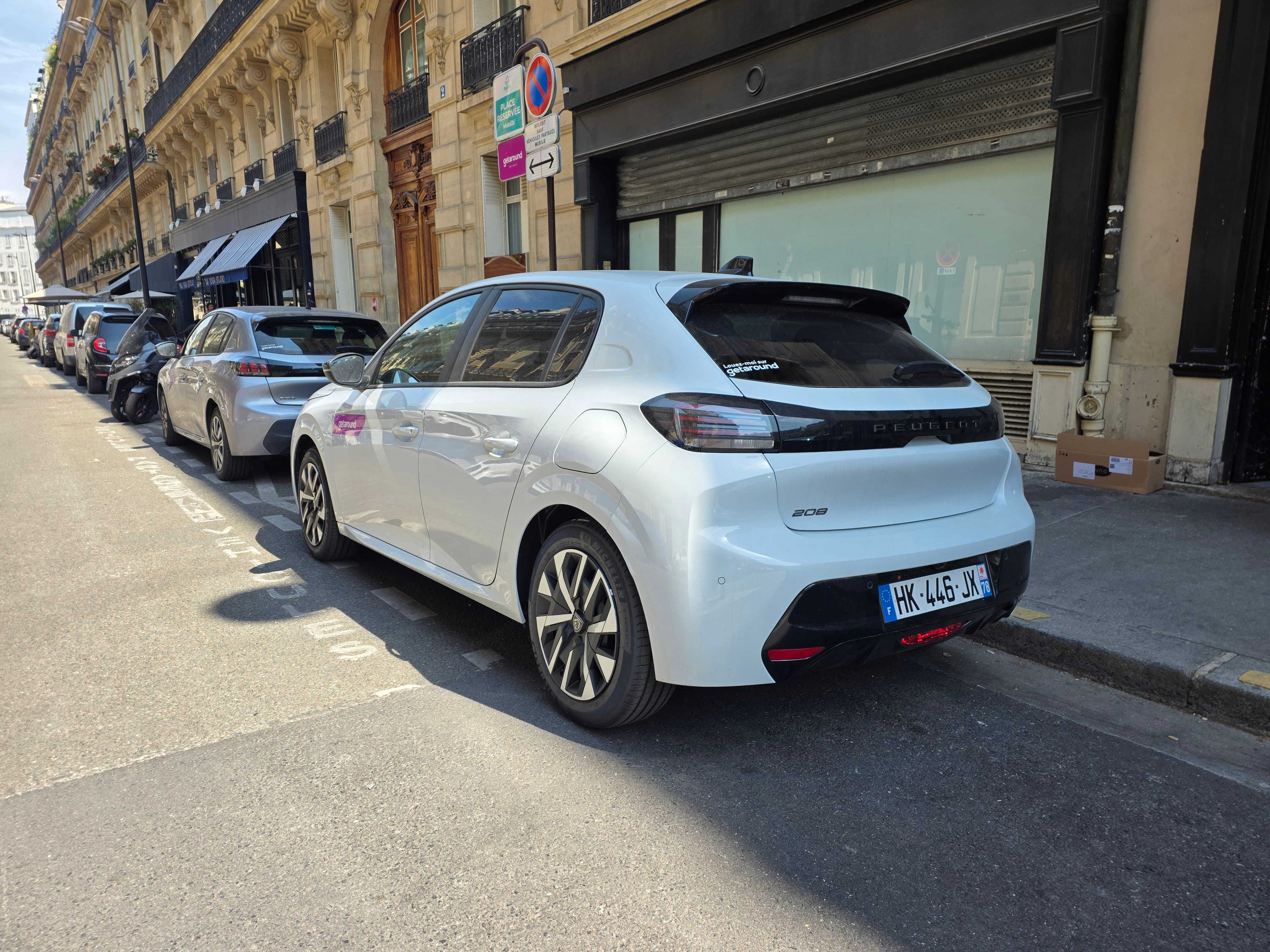 Peugeot 208 avec Caméra de recul