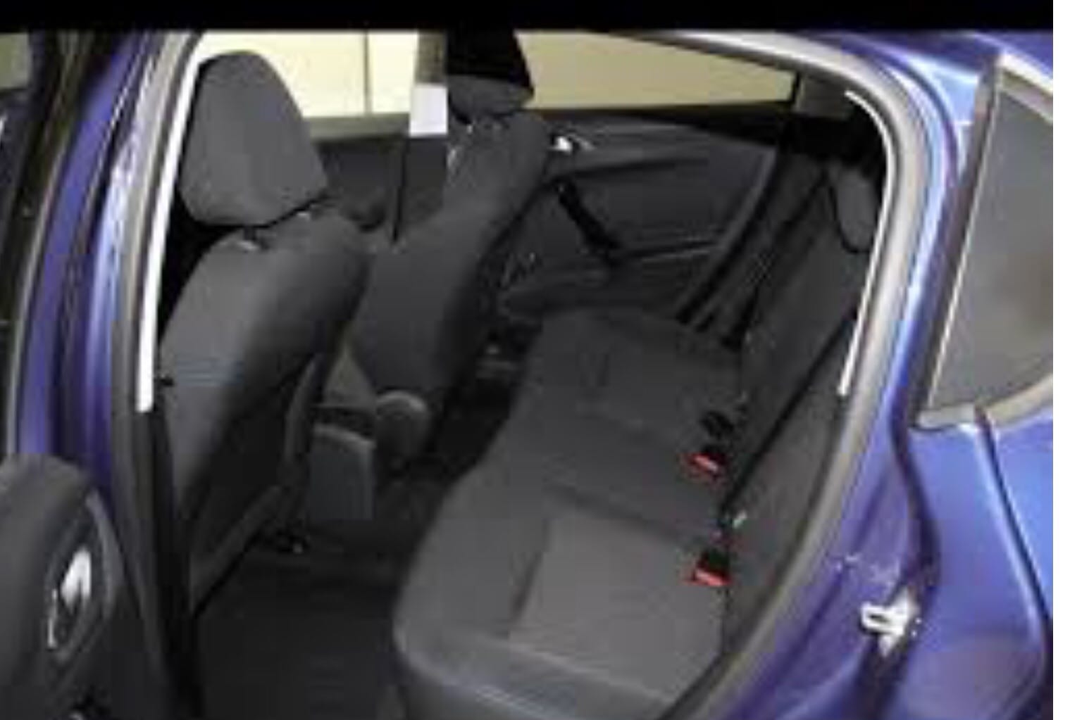 Peugeot 208 avec GPS