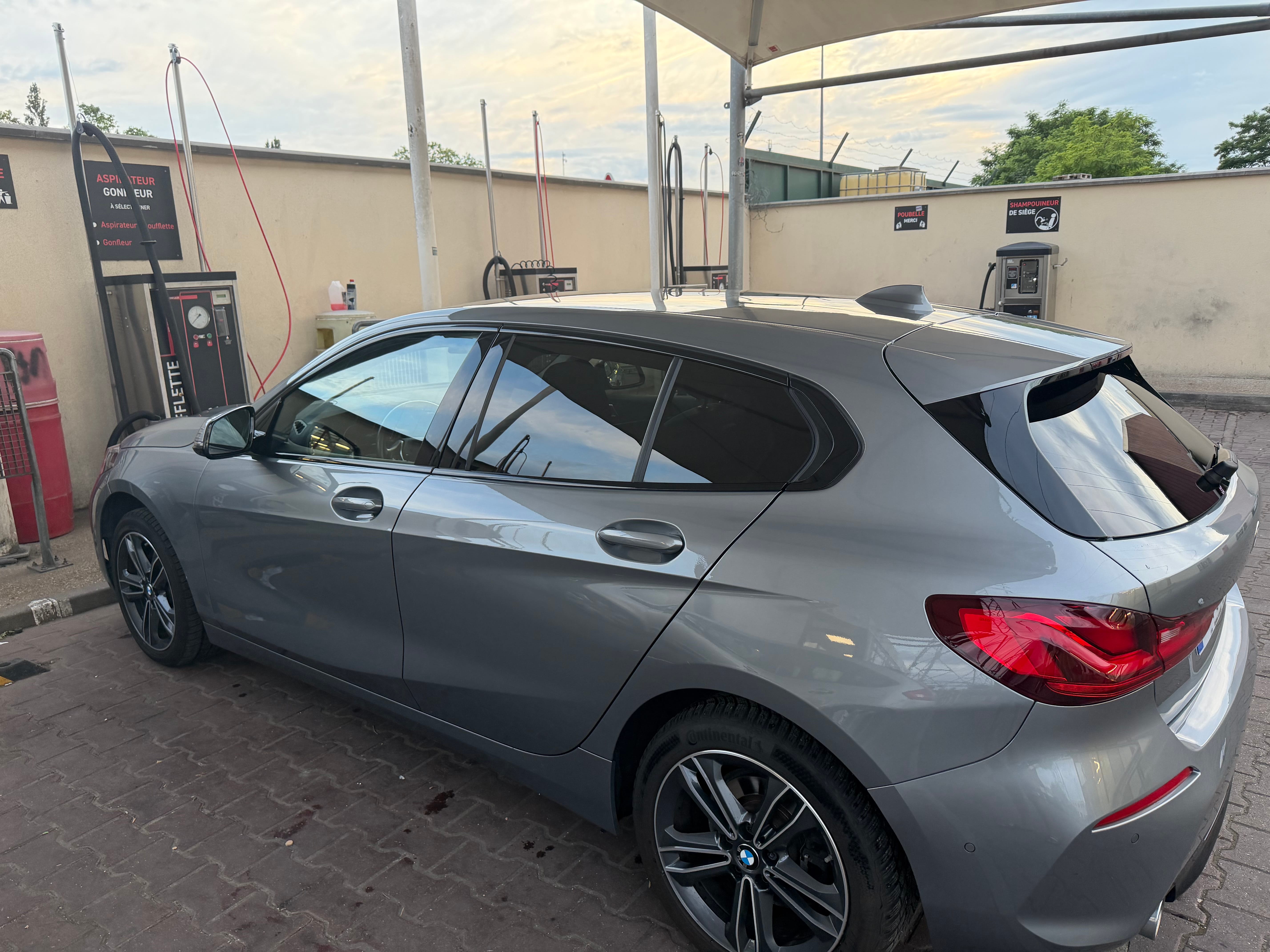 BMW Série 1 118i avec Climatisation