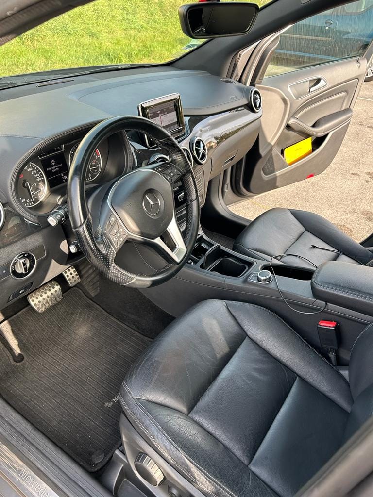 Mercedes-Benz Classe B avec GPS