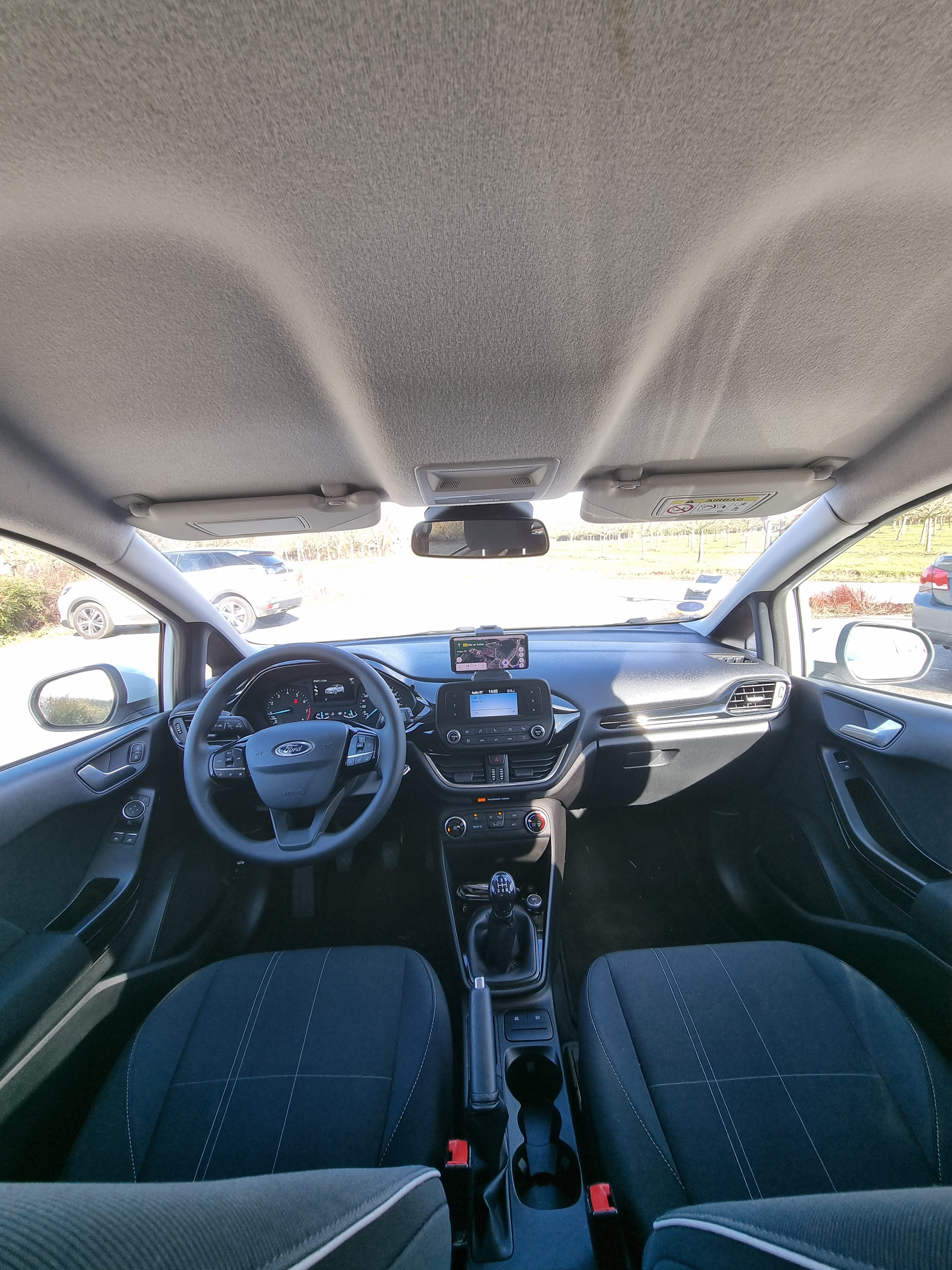 Ford Fiesta avec Siège bébé