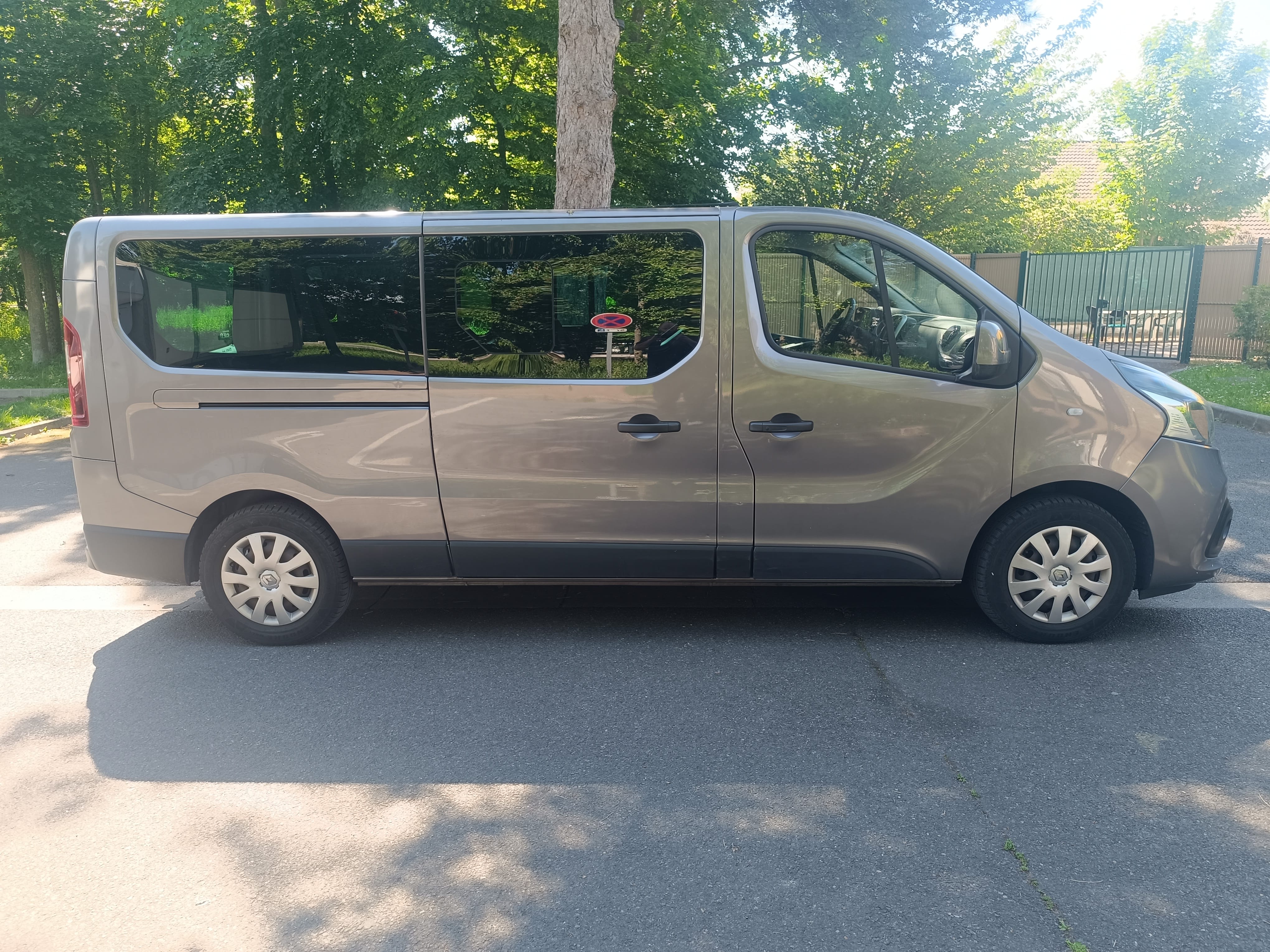 Renault Trafic Passenger avec Climatisation