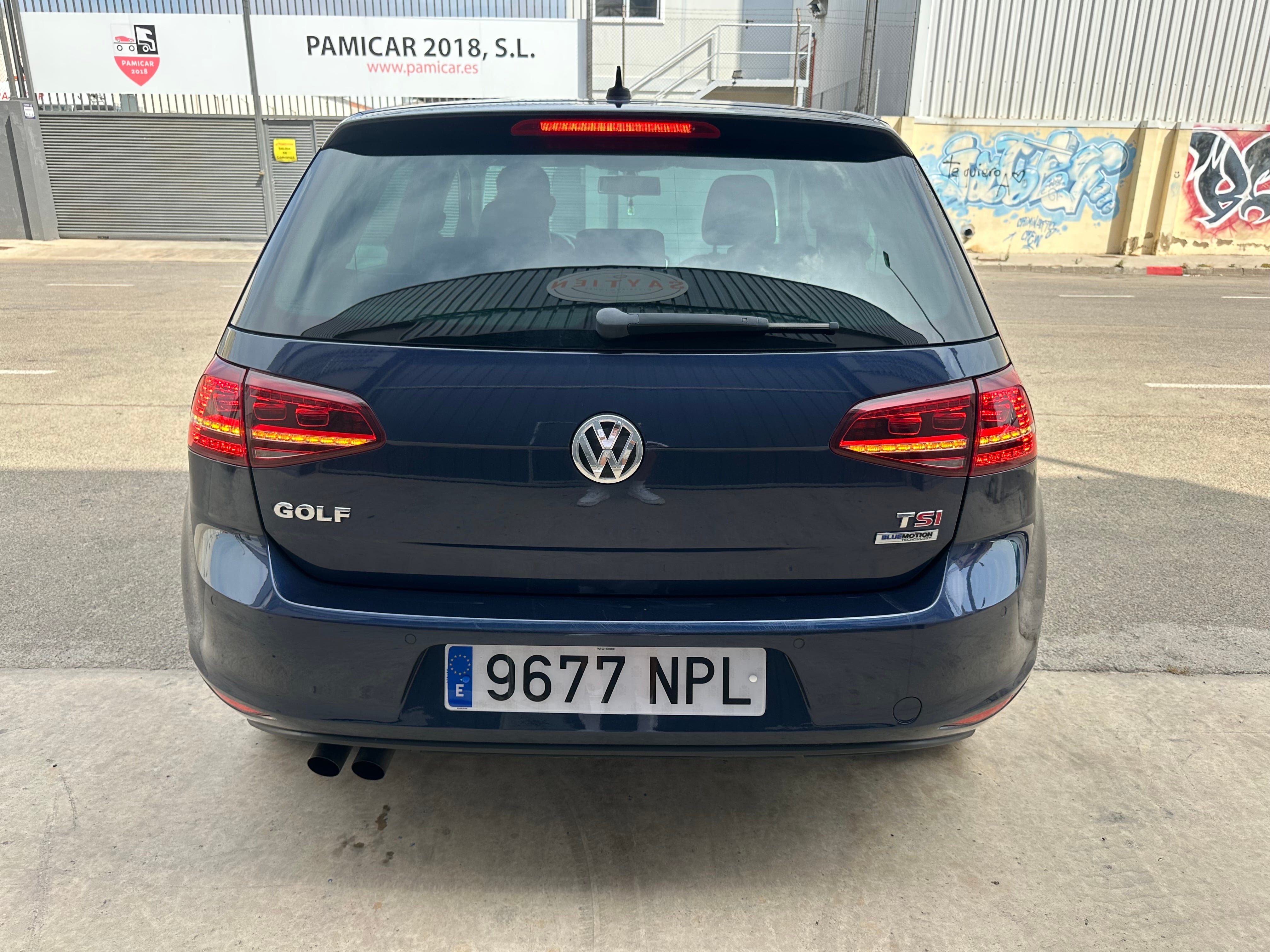 Volkswagen Golf con Radio 