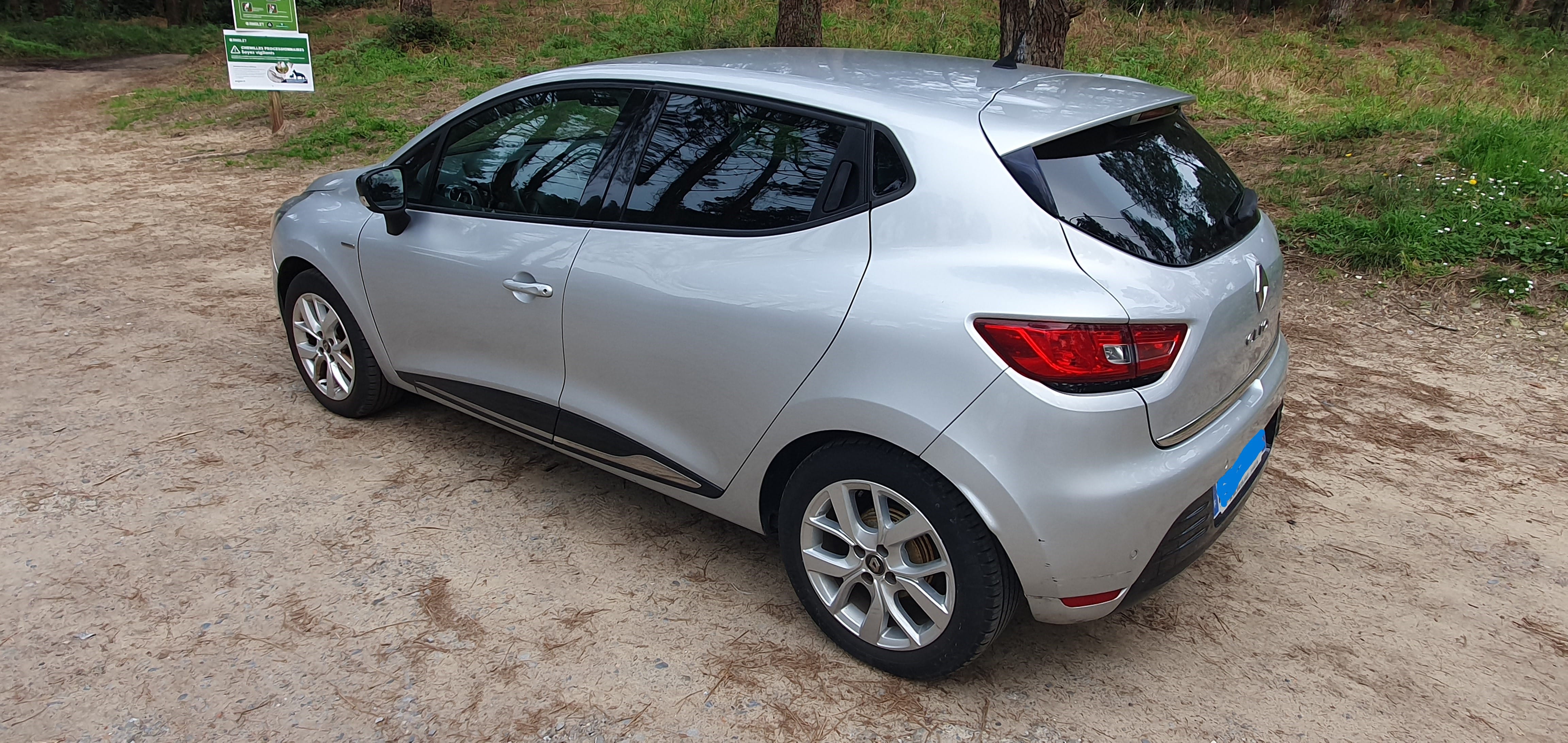 Renault Clio avec Climatisation