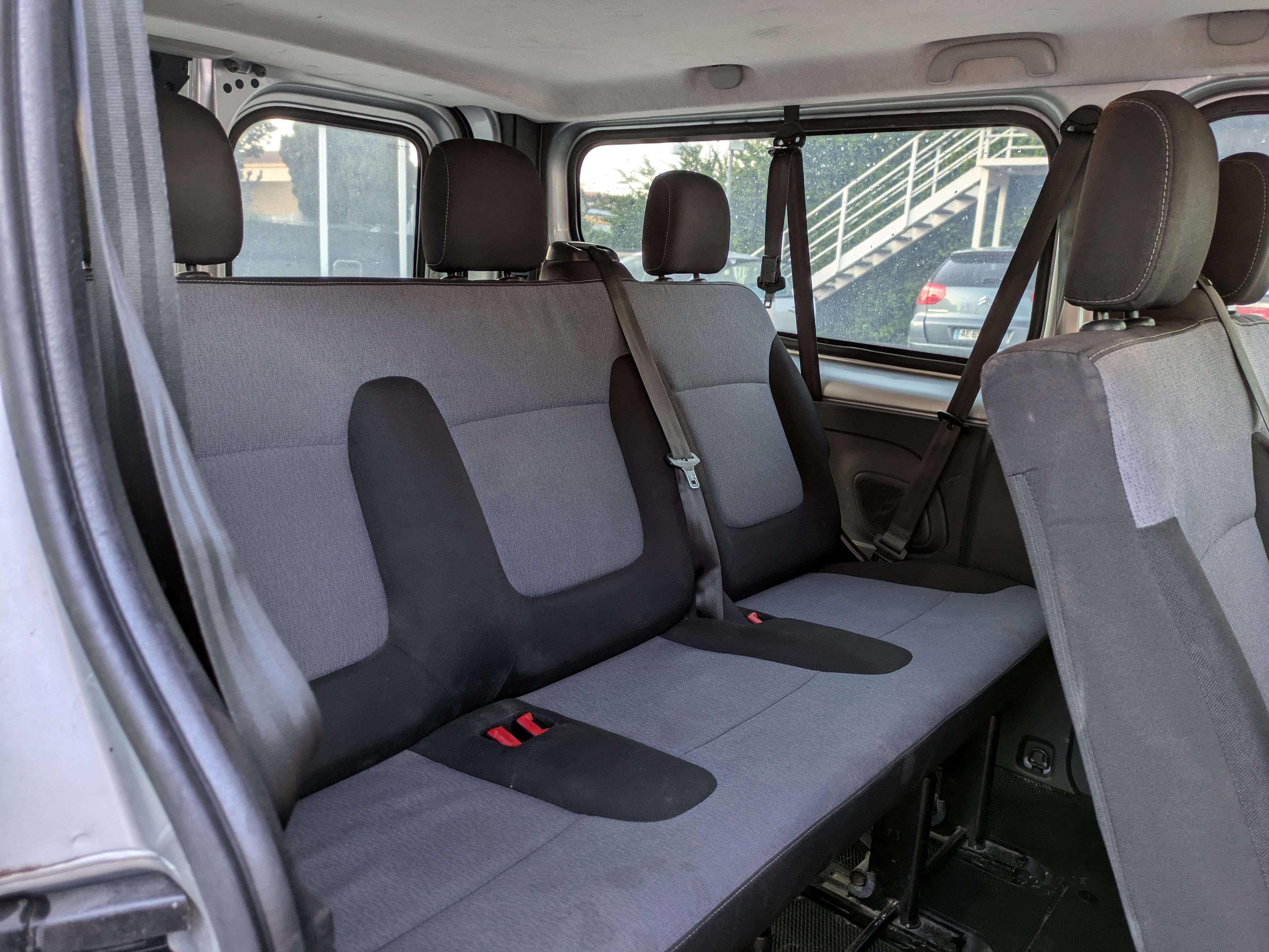 Opel Vivaro Combi avec Audio Bluetooth