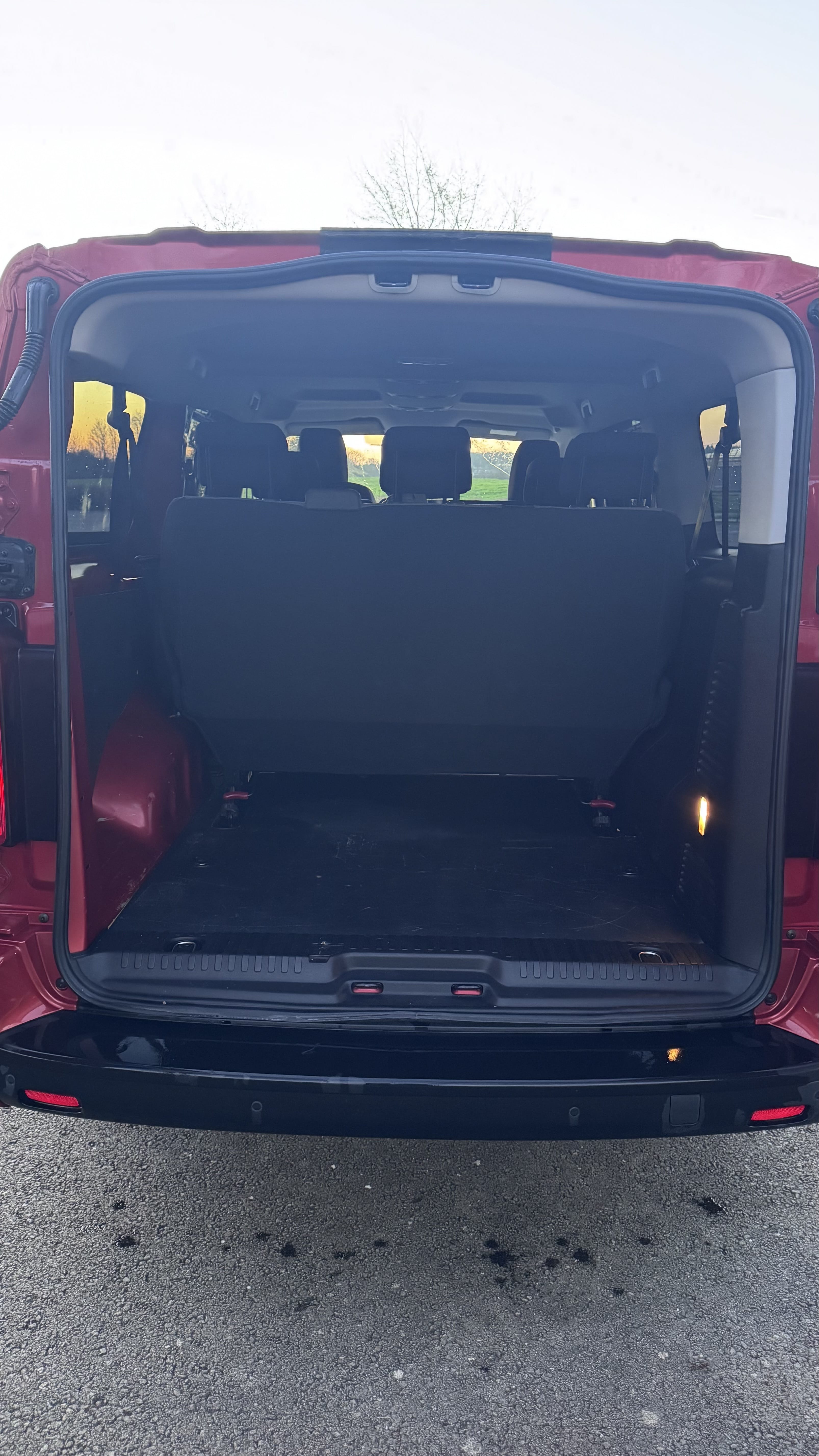 Peugeot Expert Combi avec Android Auto