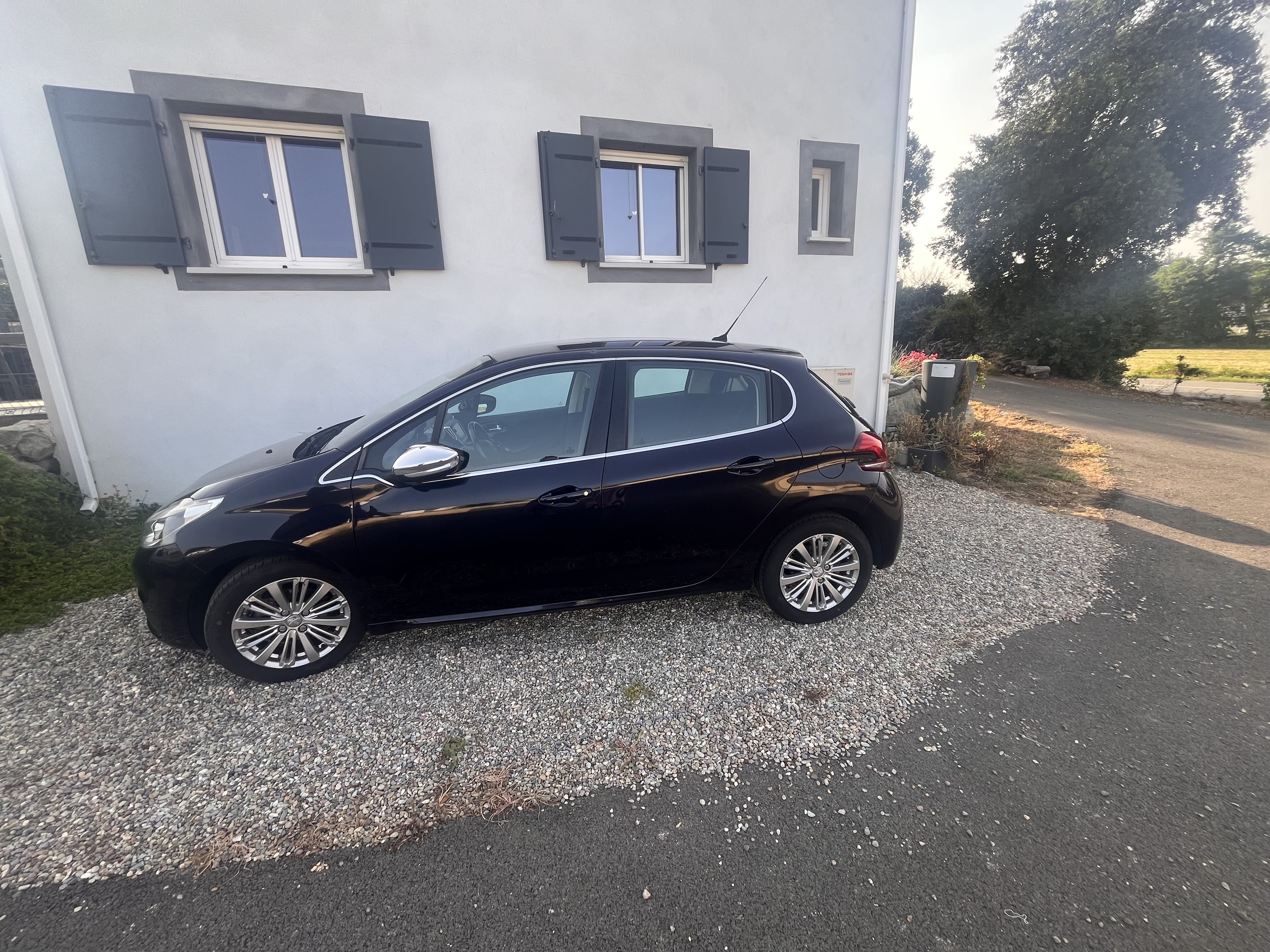 Peugeot 208 avec Climatisation