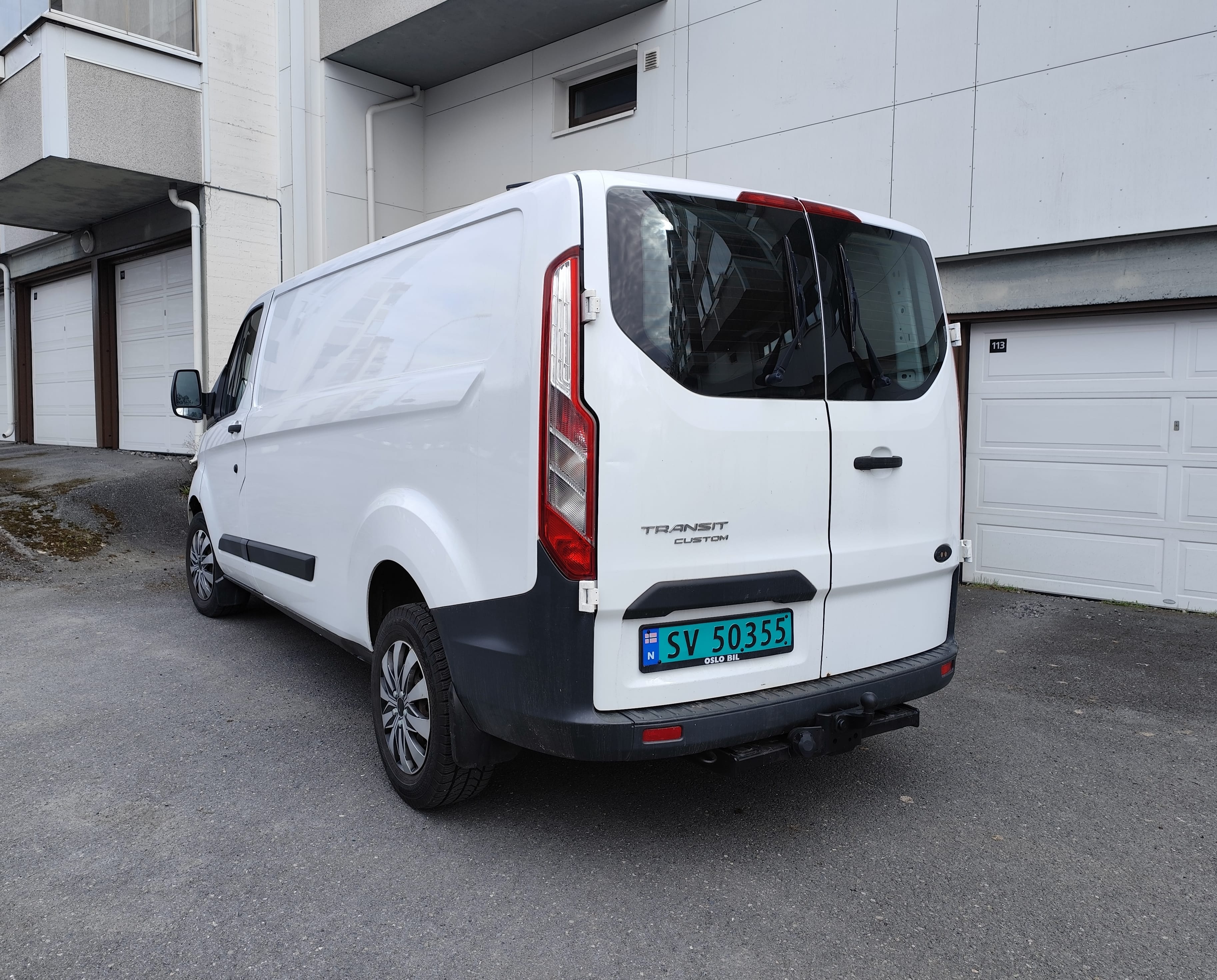Ford Transit Varebil med Bluetooth audio