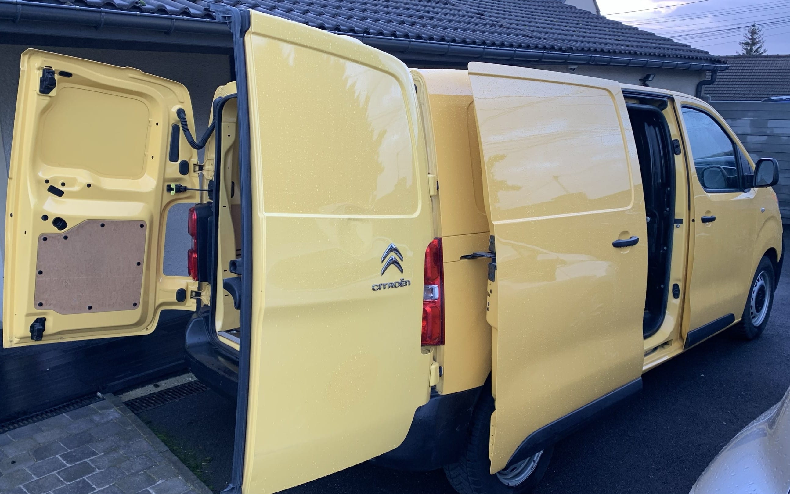 Citroen Jumpy avec Autoradio