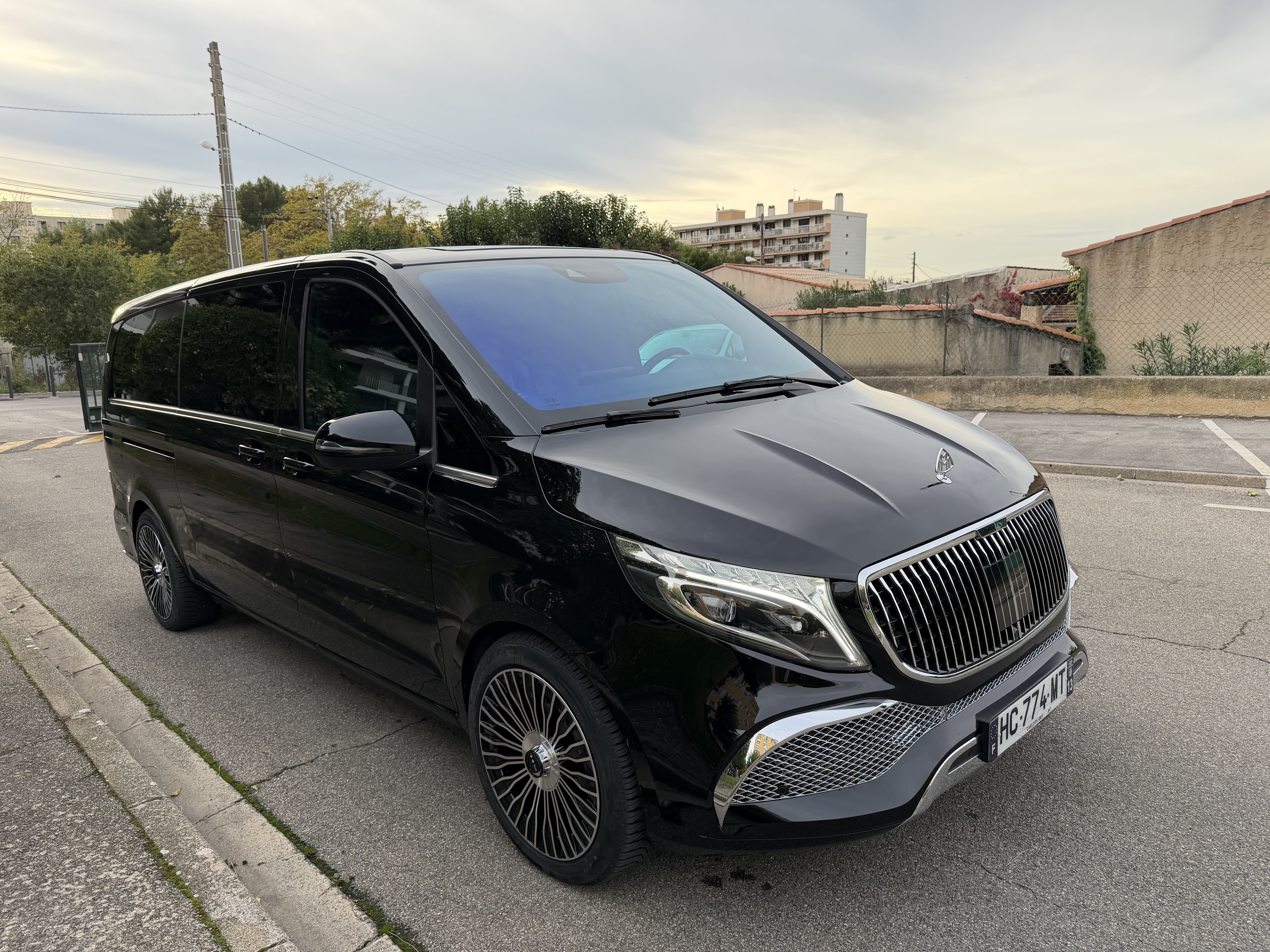 Mercedes-Benz Classe V 220d avec Quatre roues motrices