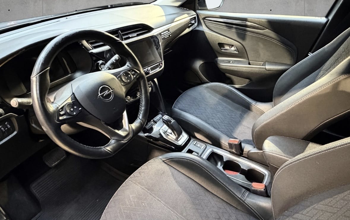 Opel Corsa-E med GPS