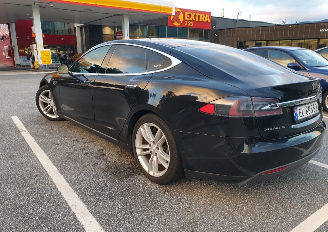 Tesla Model S