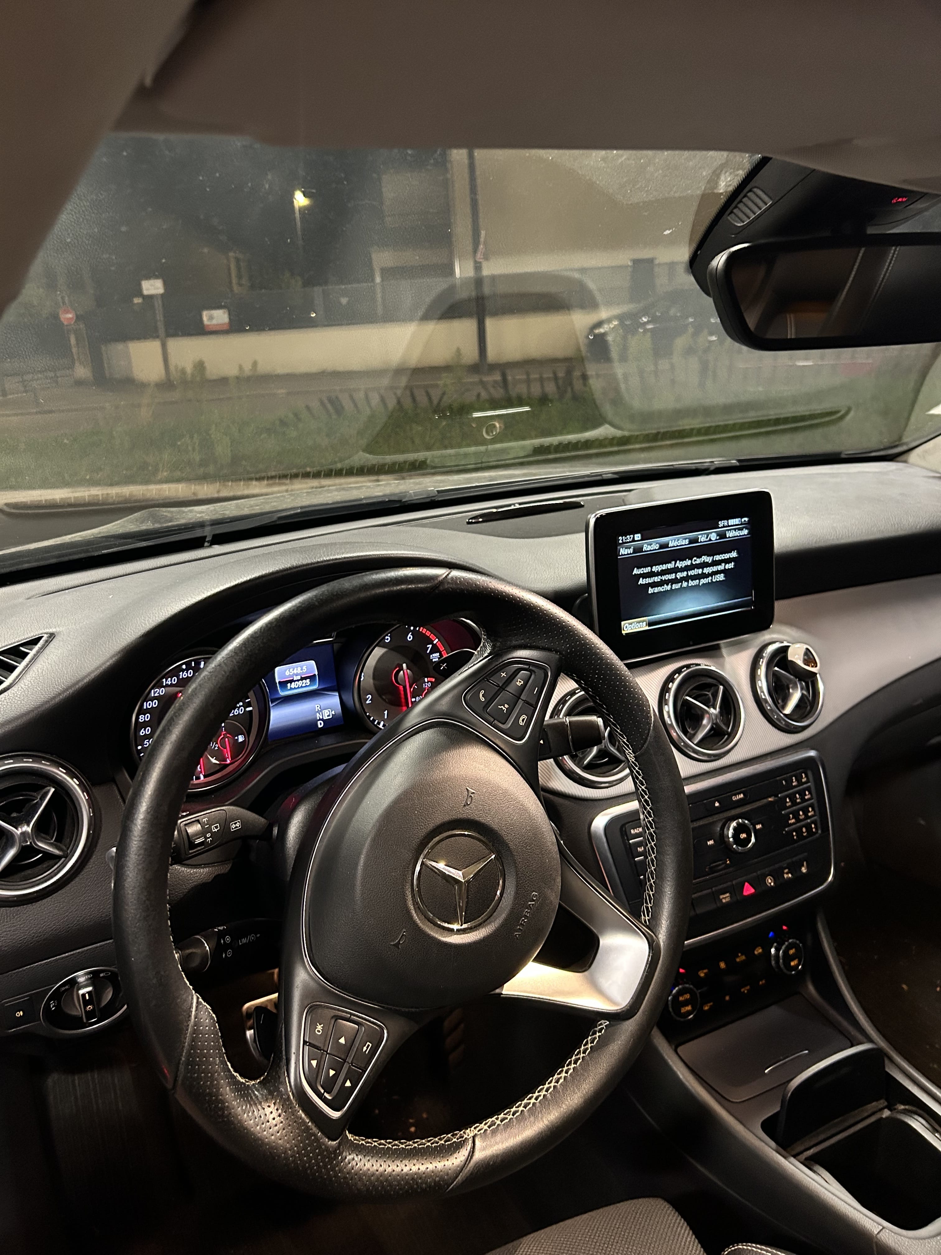 Mercedes-Benz GLA 200