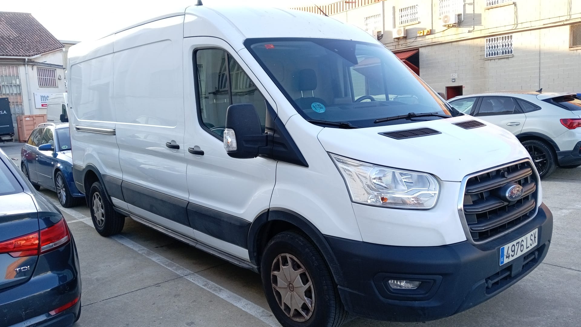 Ford Transit Furgoneta med Aircondition