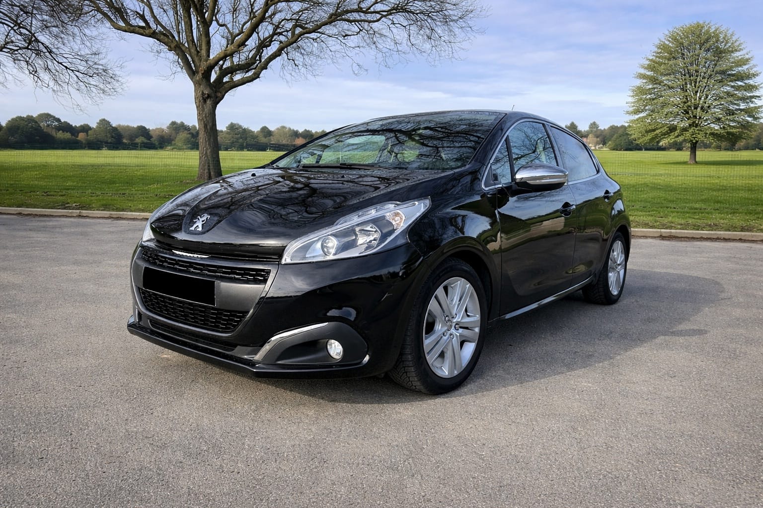 Peugeot 208 NOIR (65) avec Climatisation