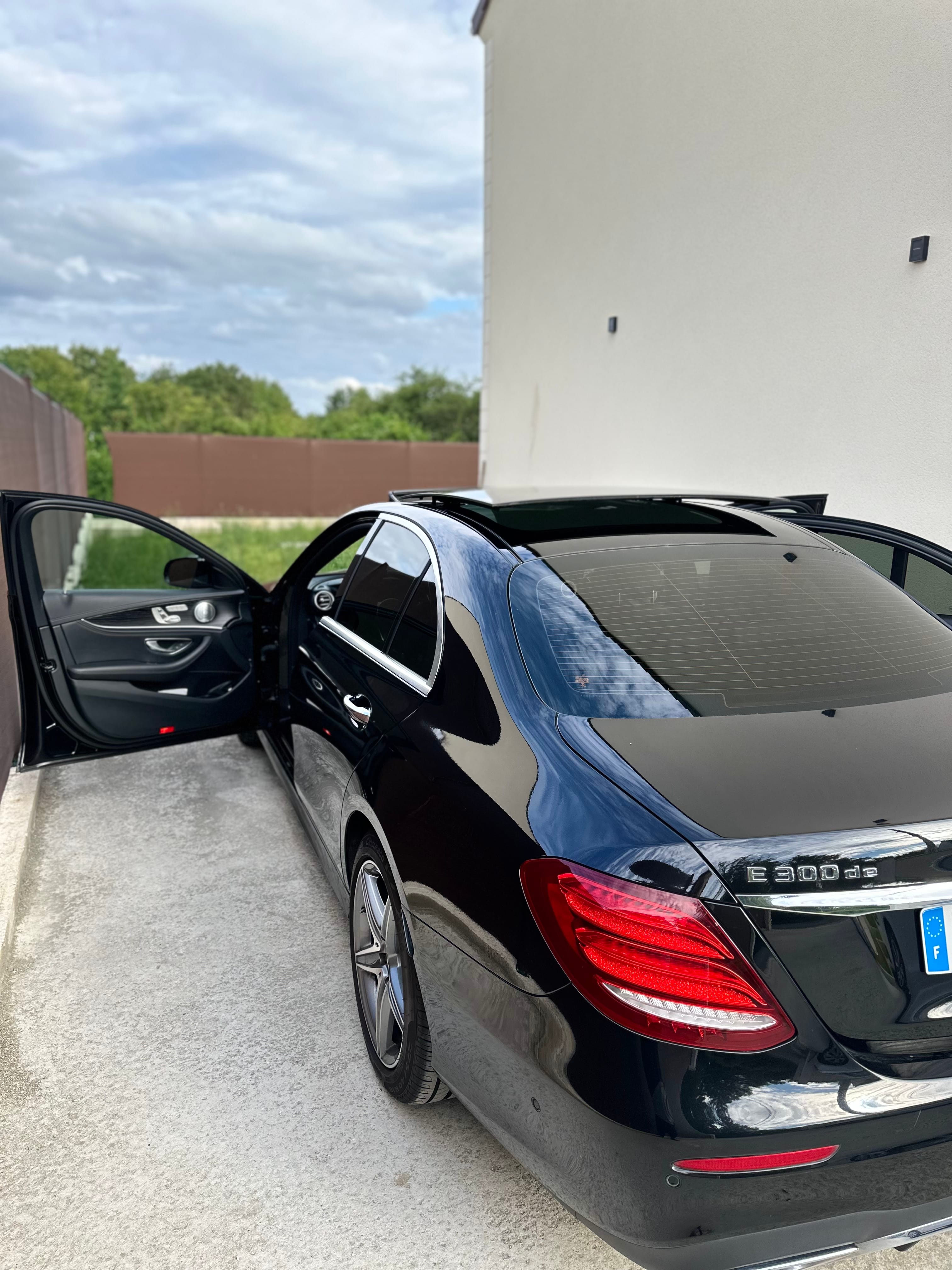 Mercedes-Benz Classe E E 300 avec Climatisation