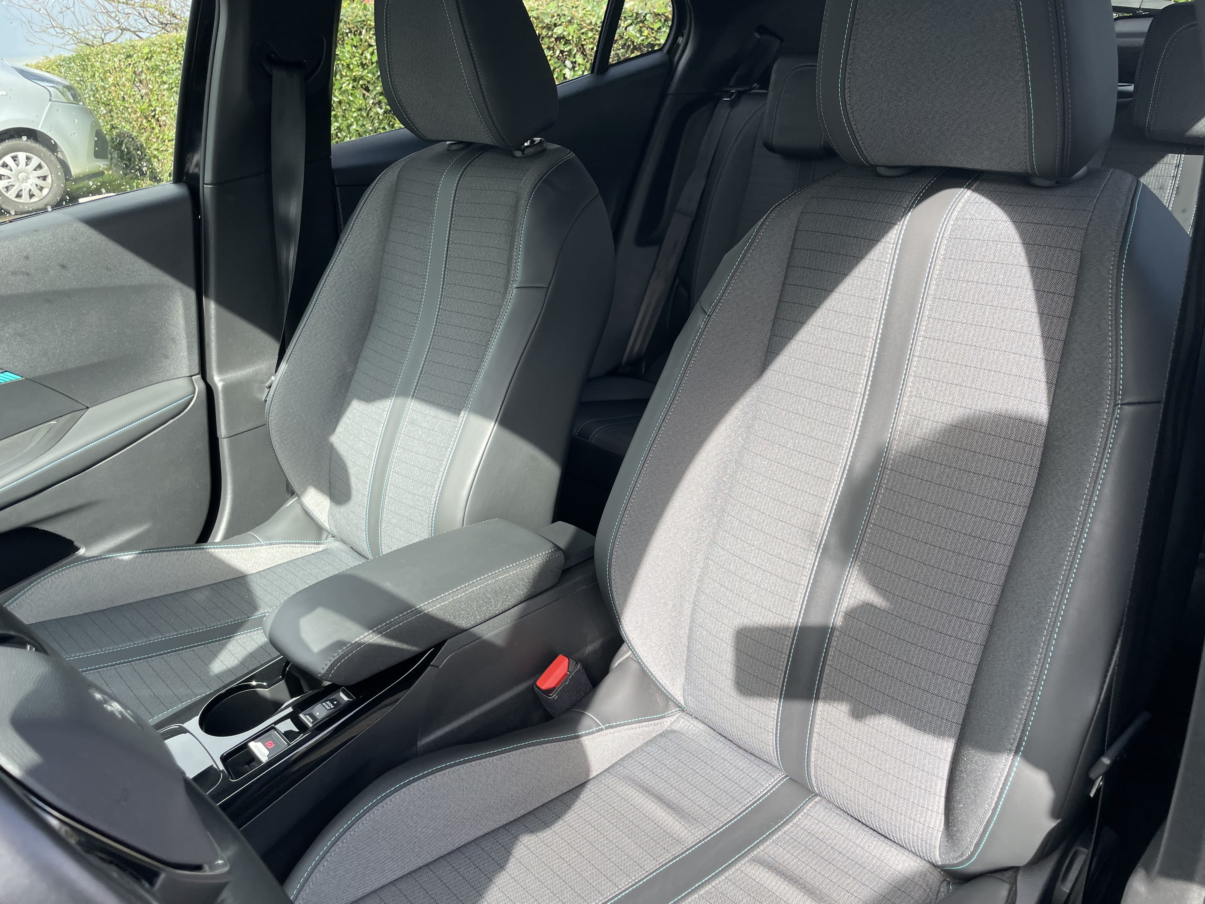 Peugeot 2008 mit Android Auto