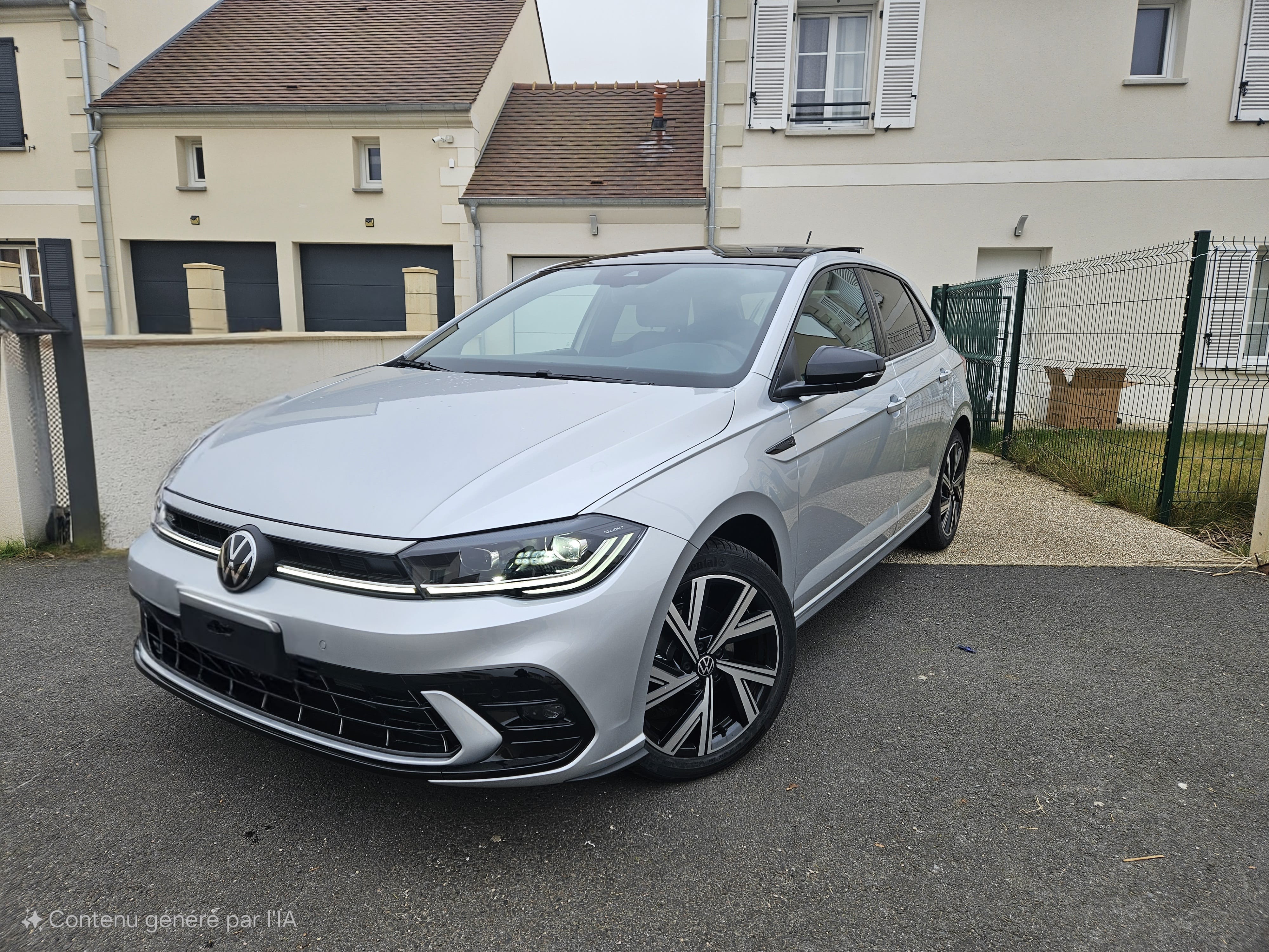 Volkswagen Polo R-Line, 2024, Essence 95, automatique