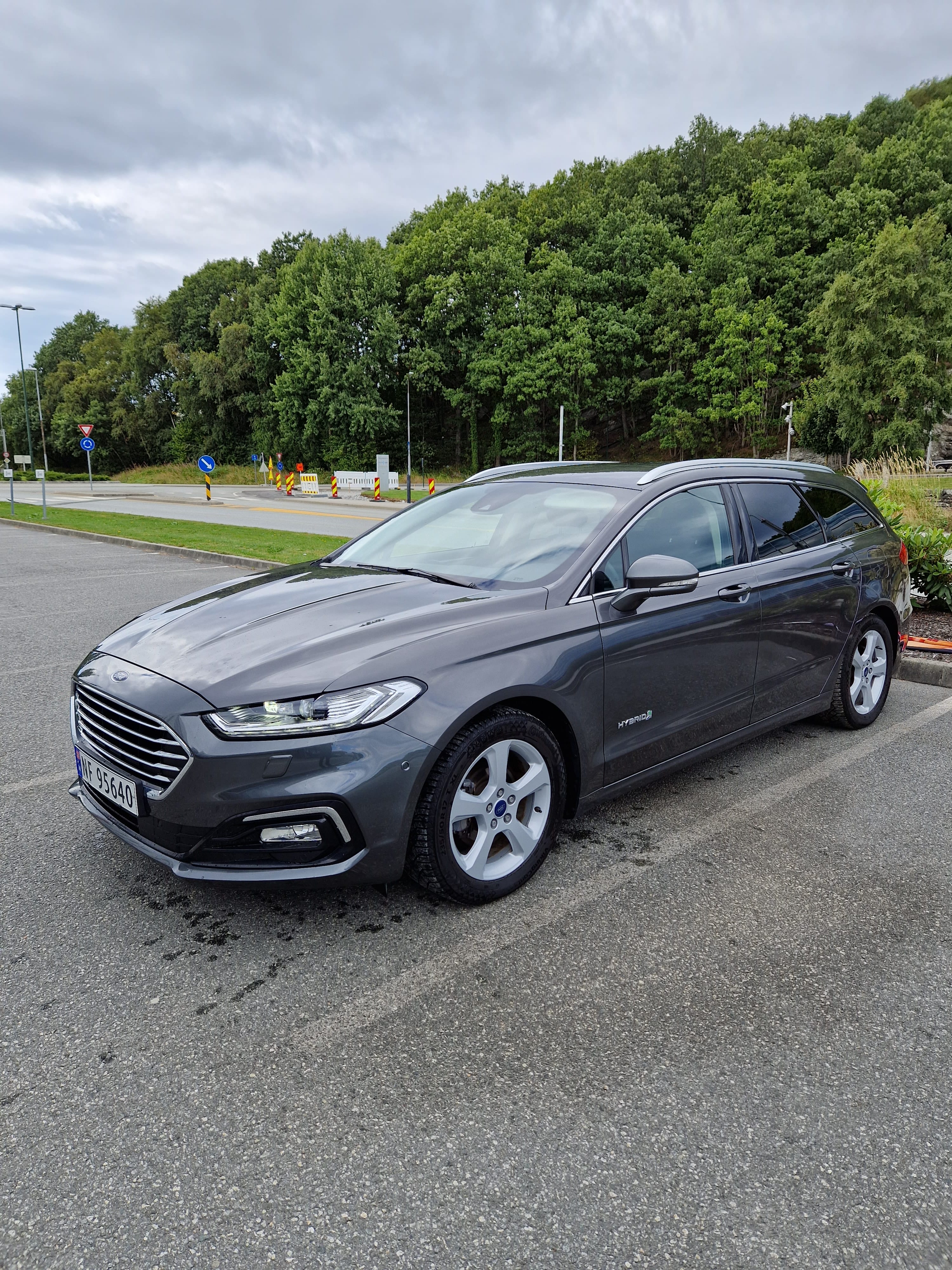 Ford Mondeo Kombi Hybrid, 2019, Blyfri 95 / Electric (hybrid), automatic
