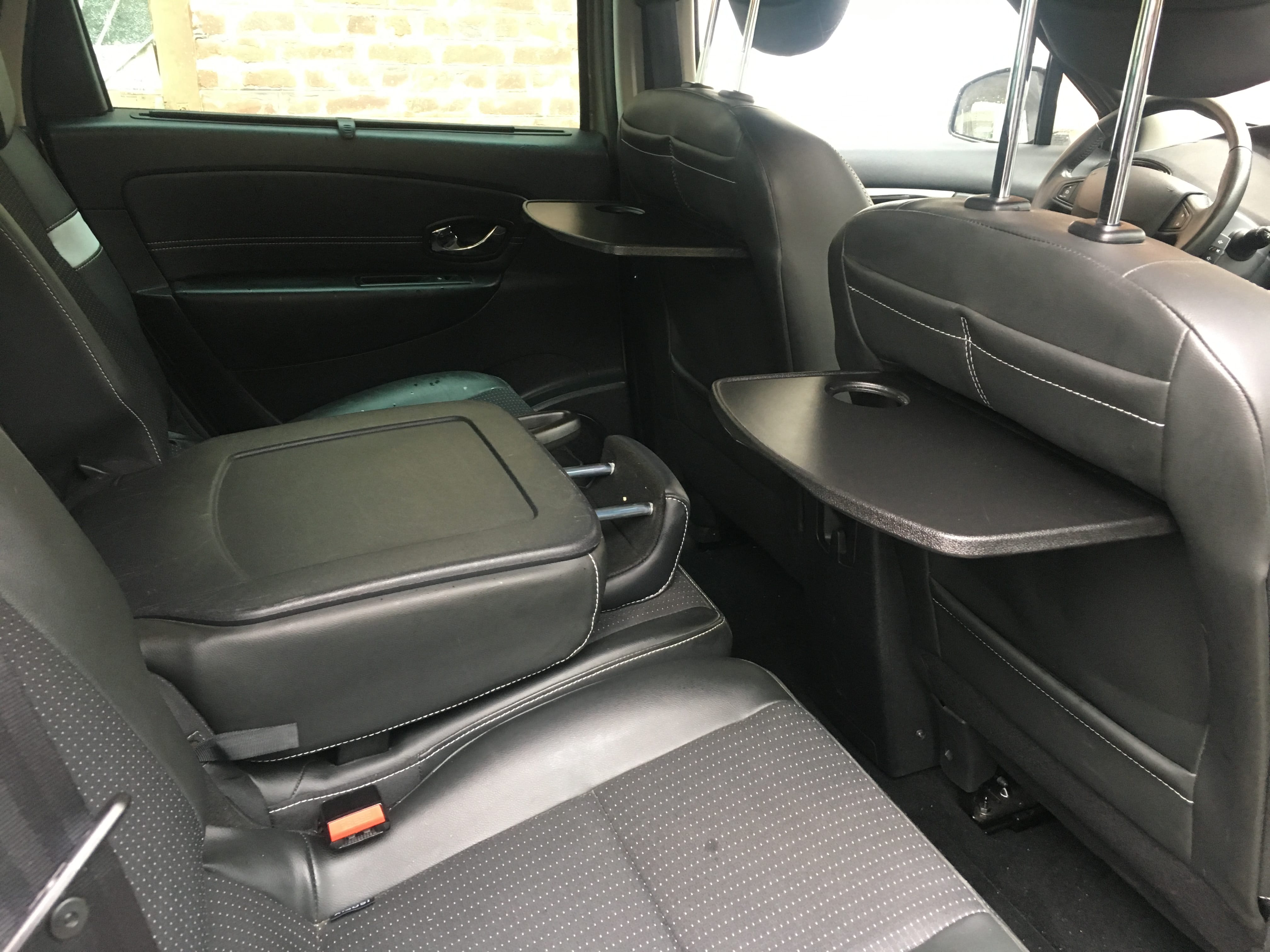Renault Grand Scenic 7 places diesel beige