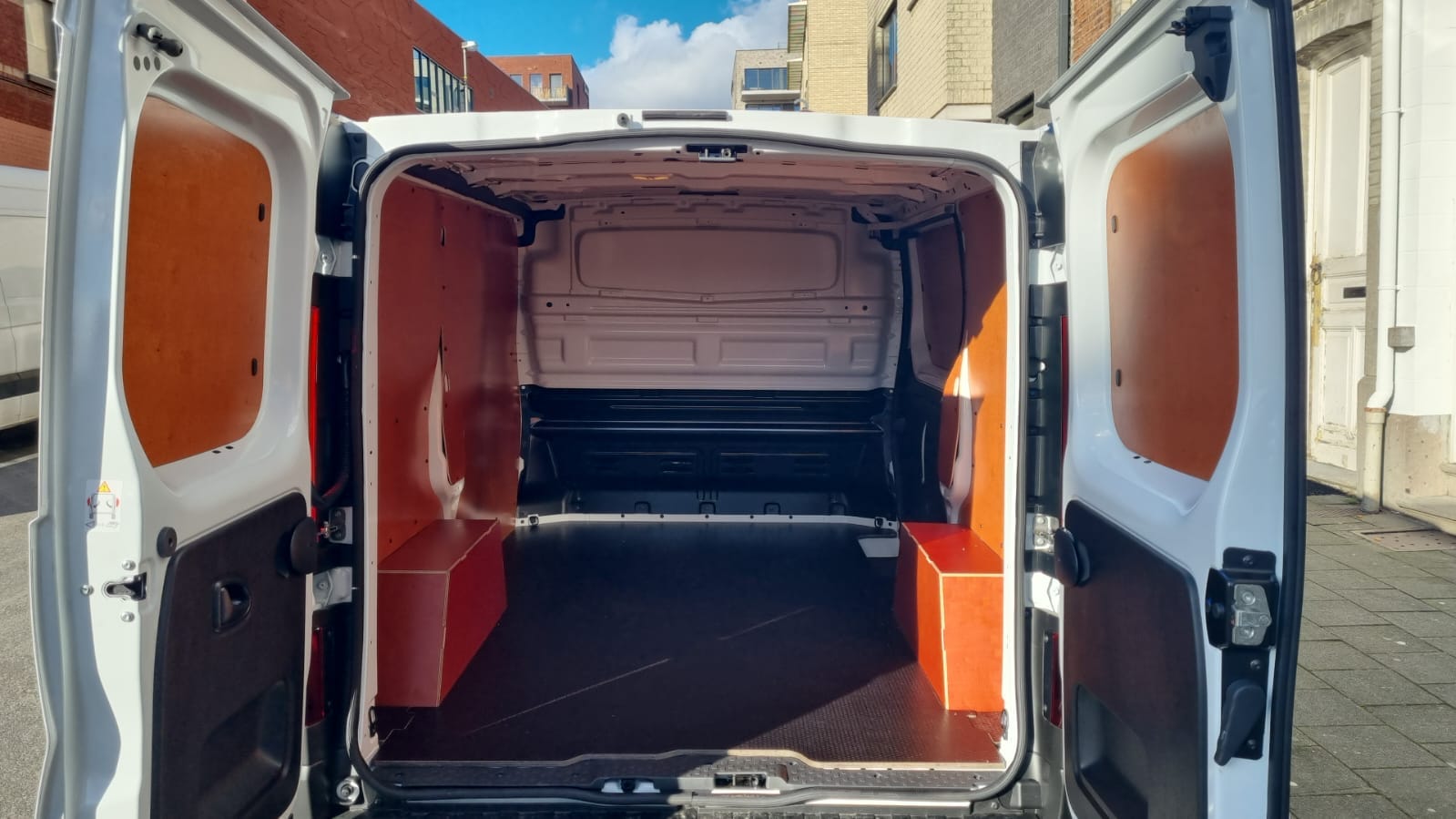 Renault Trafic avec Entrée audio / iPod