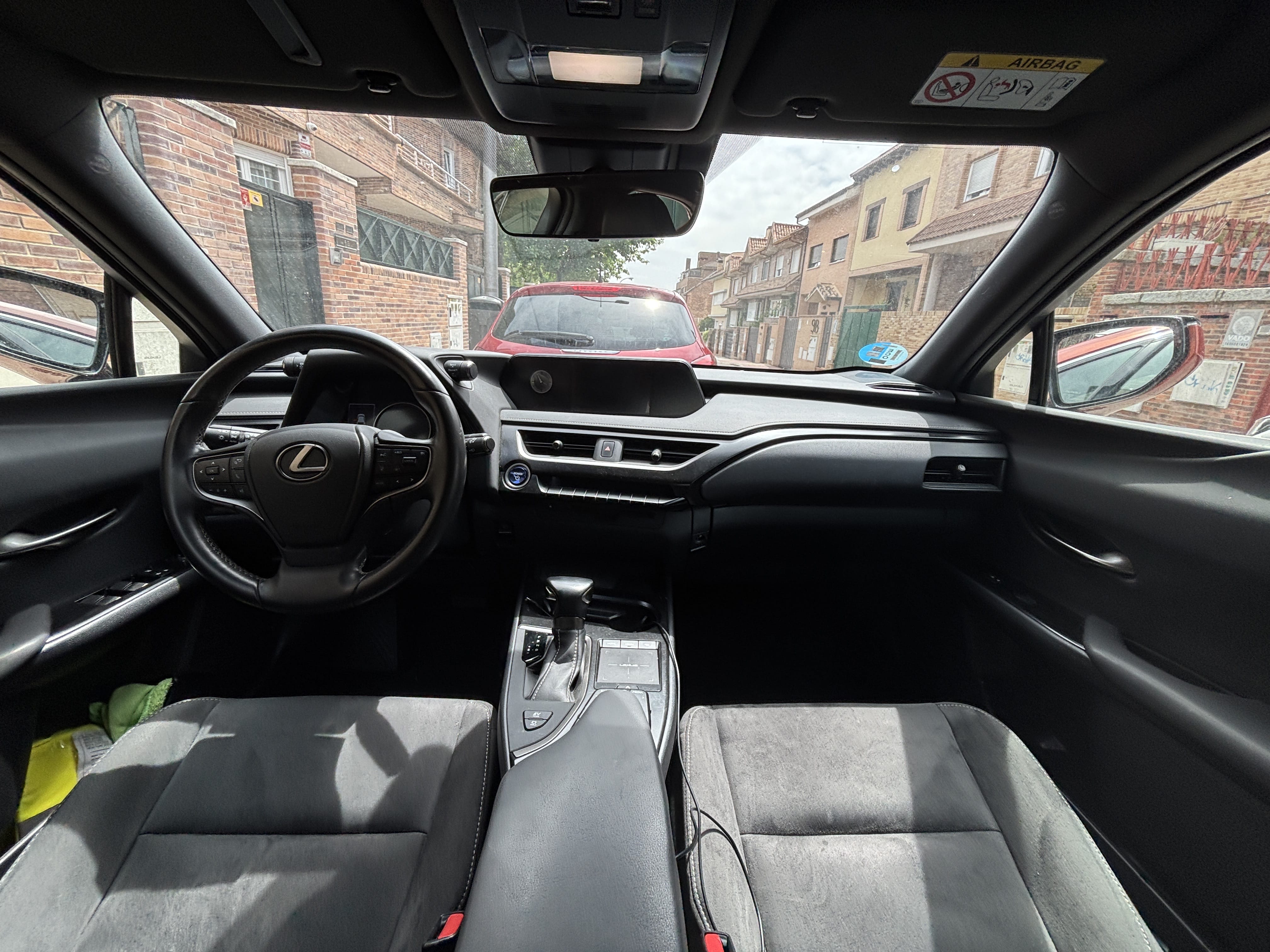 Lexus UX 250h con Control de velocidad