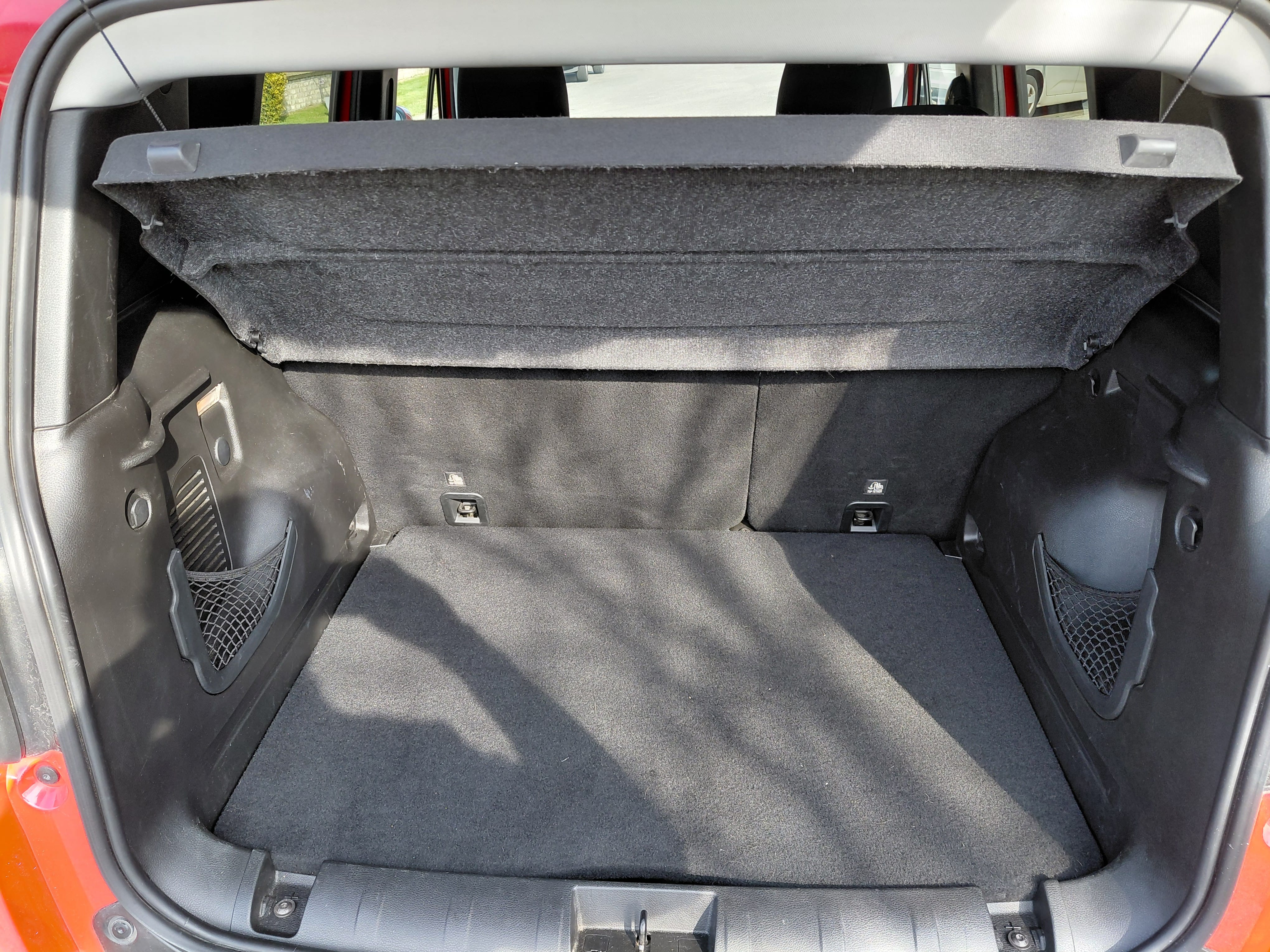 Jeep Renegade avec Autoradio