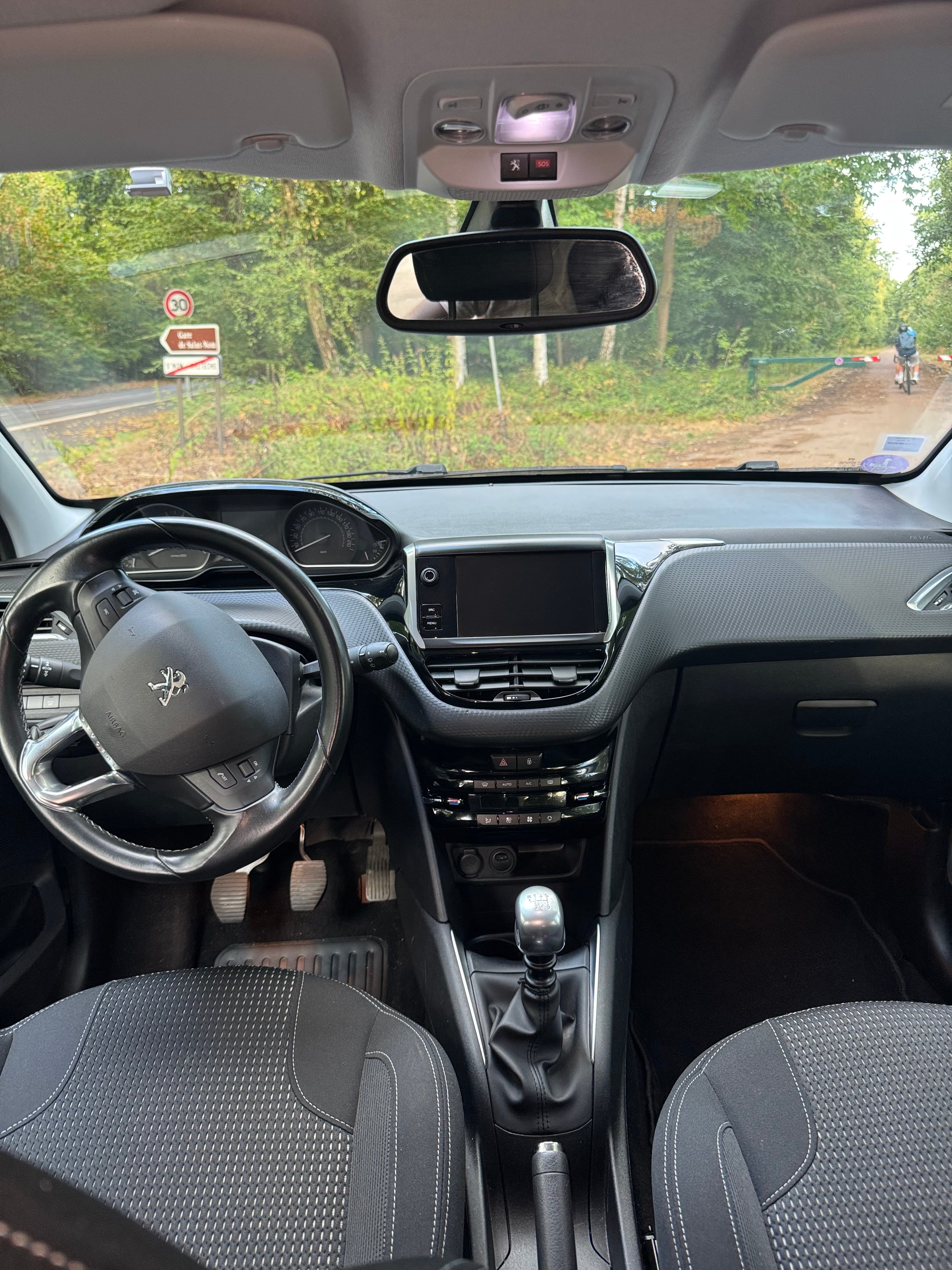 Peugeot 208 avec GPS